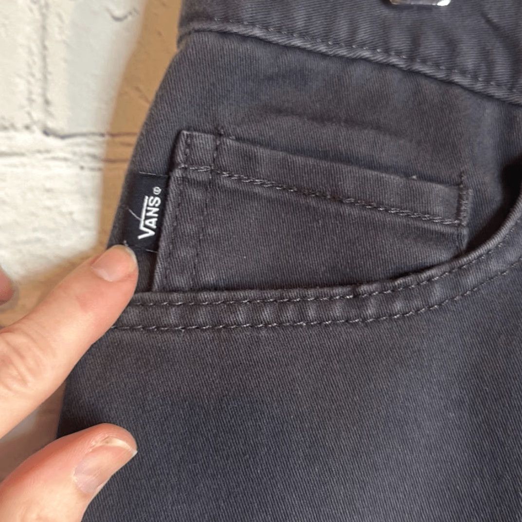 Vans VANS Off the Wall Gray Chino Pants Mens 31 Green 30 Inseam Regular 4RRC2PE Size US 31 - 3 Thumbnail
