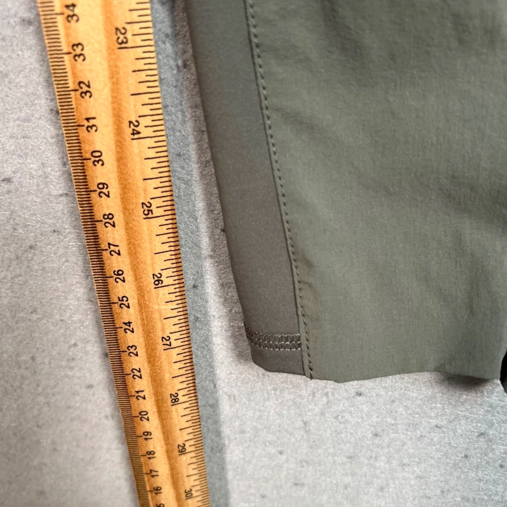 Everlane Everlane Womens E3 Jogger Pants 29 x 28 Olive Green Nylon Recycled Front Flat Front High Rise Tapered Regular Size 29" - 7 Thumbnail