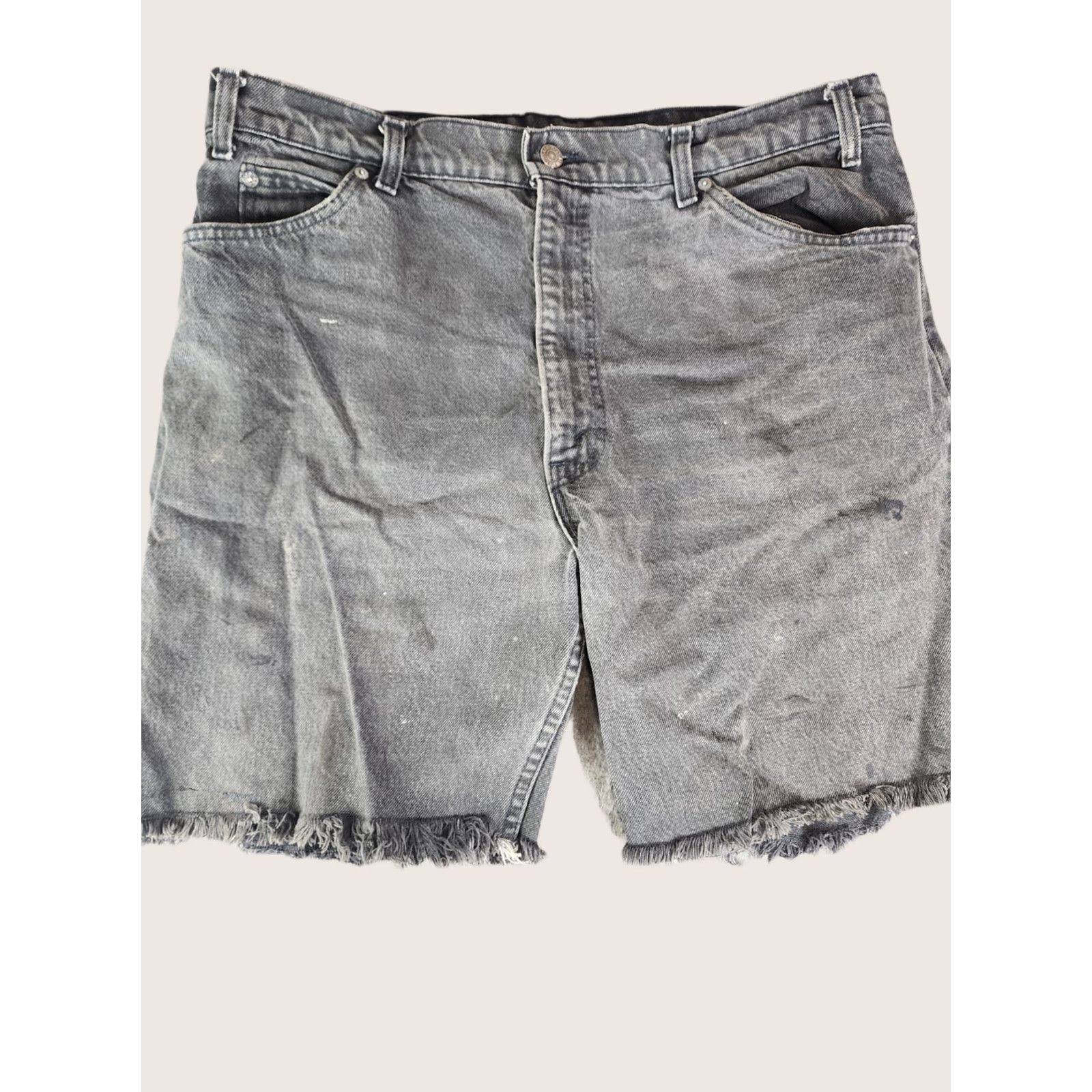 Levi's Vintage Levi's 550 Jeans Shorts Mens 36 Black Distressed Denim USA 5-Pocket Relaxed Straight Package N/A Size US 36 / EU 52 - 1 Thumbnail