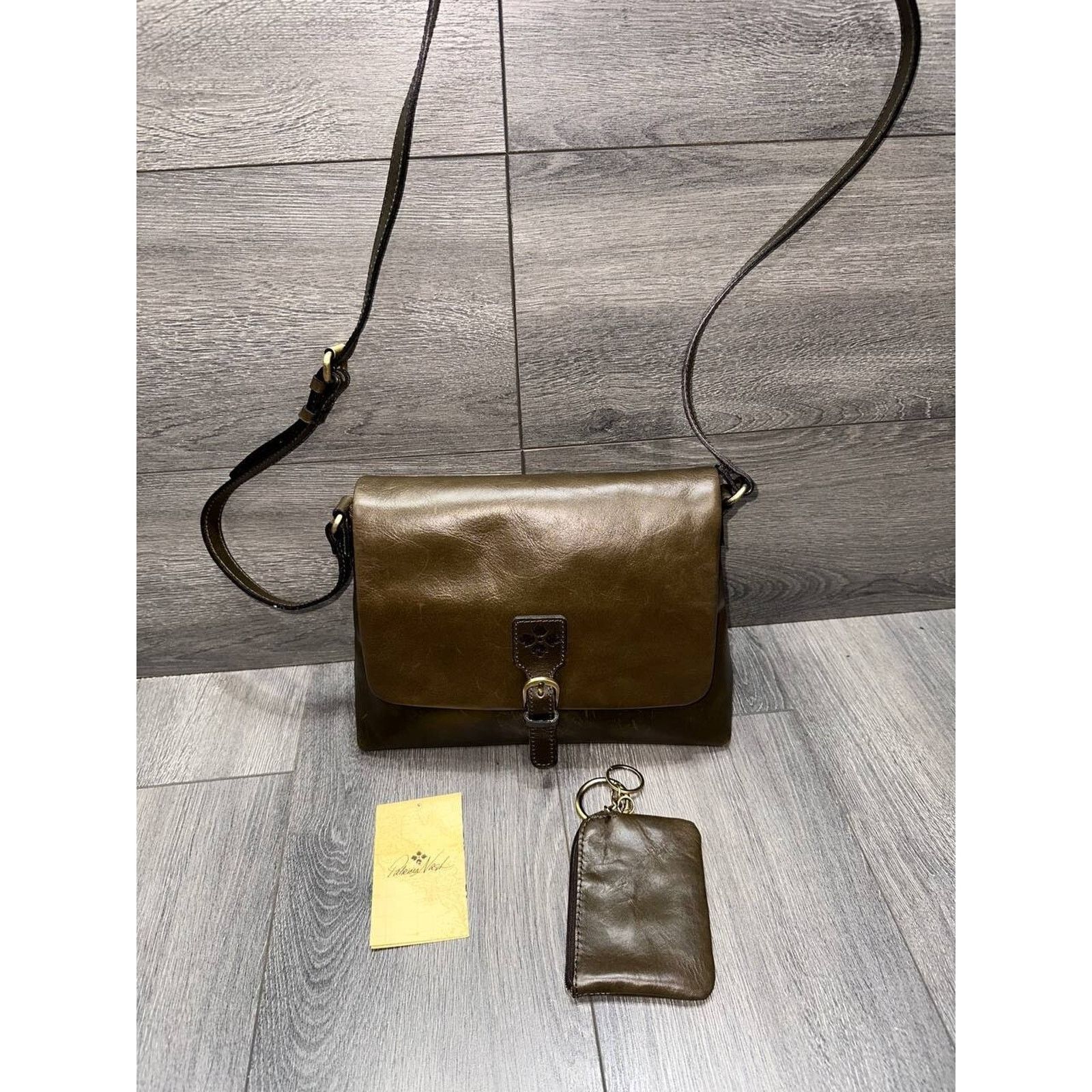 Patricia Nash Patricia Nash Mili Leather Crossbody Pouch Olive bag A660568 Size ONE SIZE - 7 Thumbnail