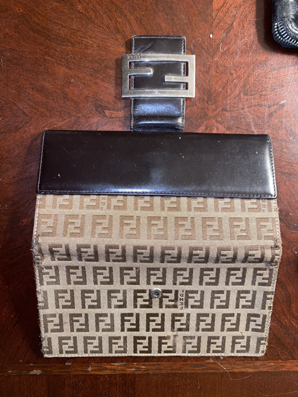 Designer × Fendi × Vintage Fendi wallet used Size ONE SIZE - 4 Thumbnail