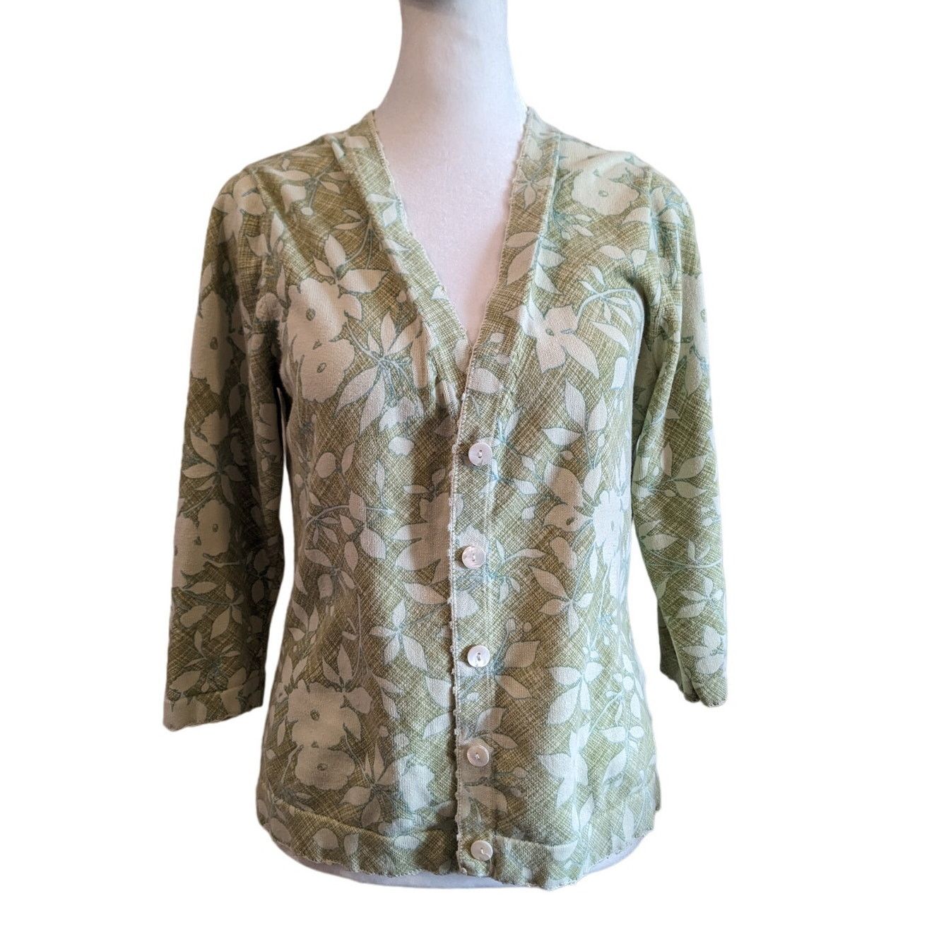 Eddie Bauer Eddie Bauer Green Floral Button Up Cardigan Medium Size M / US 6-8 / IT 42-44 - 1 Thumbnail