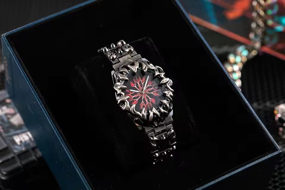 Jewelry heterosexual claw watch alabaster style Size ONE SIZE - 1 Thumbnail