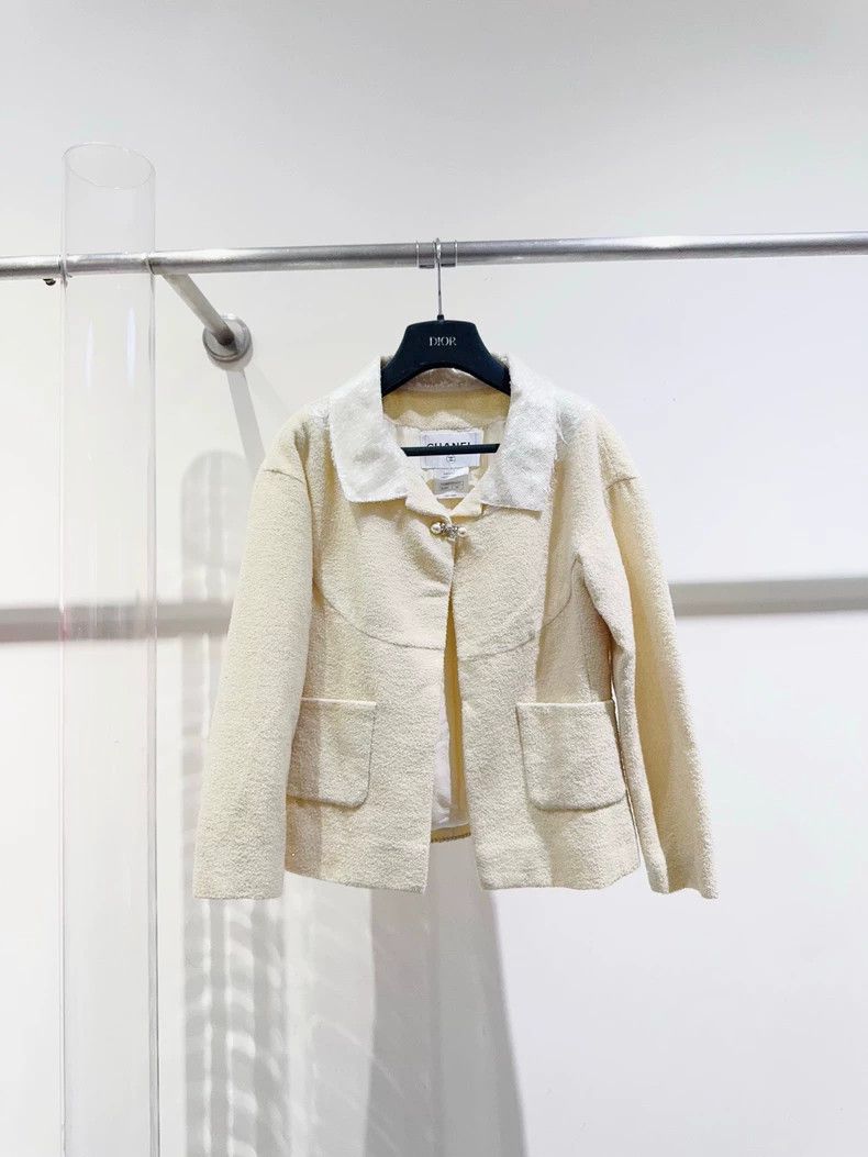 Chanel Stylish Outerwear with Pearl Buttons - dmc
