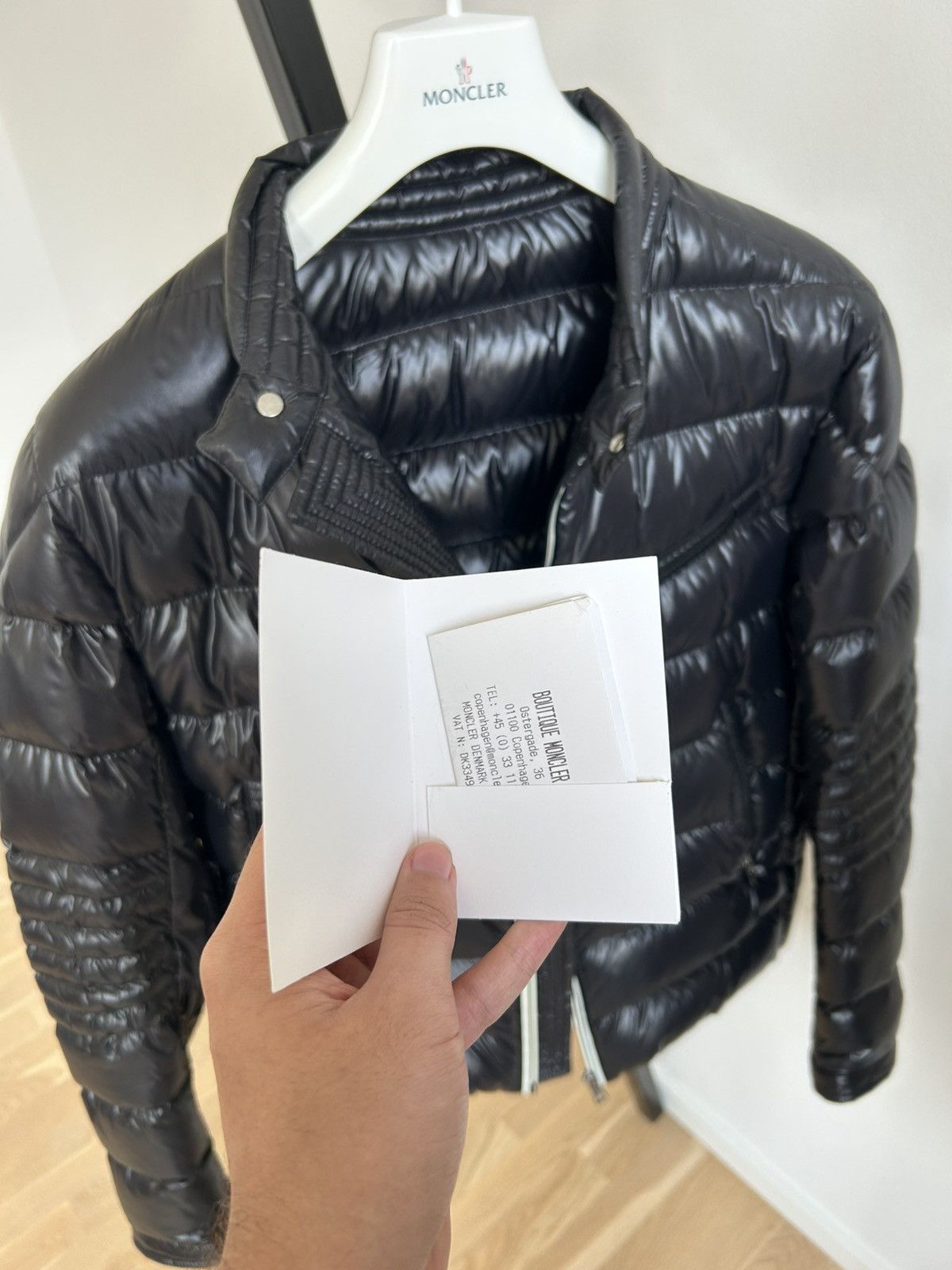 Moncler Caroux Giubbotto Moncler jacket Size US M / EU 48-50 / 2 - 2 Thumbnail