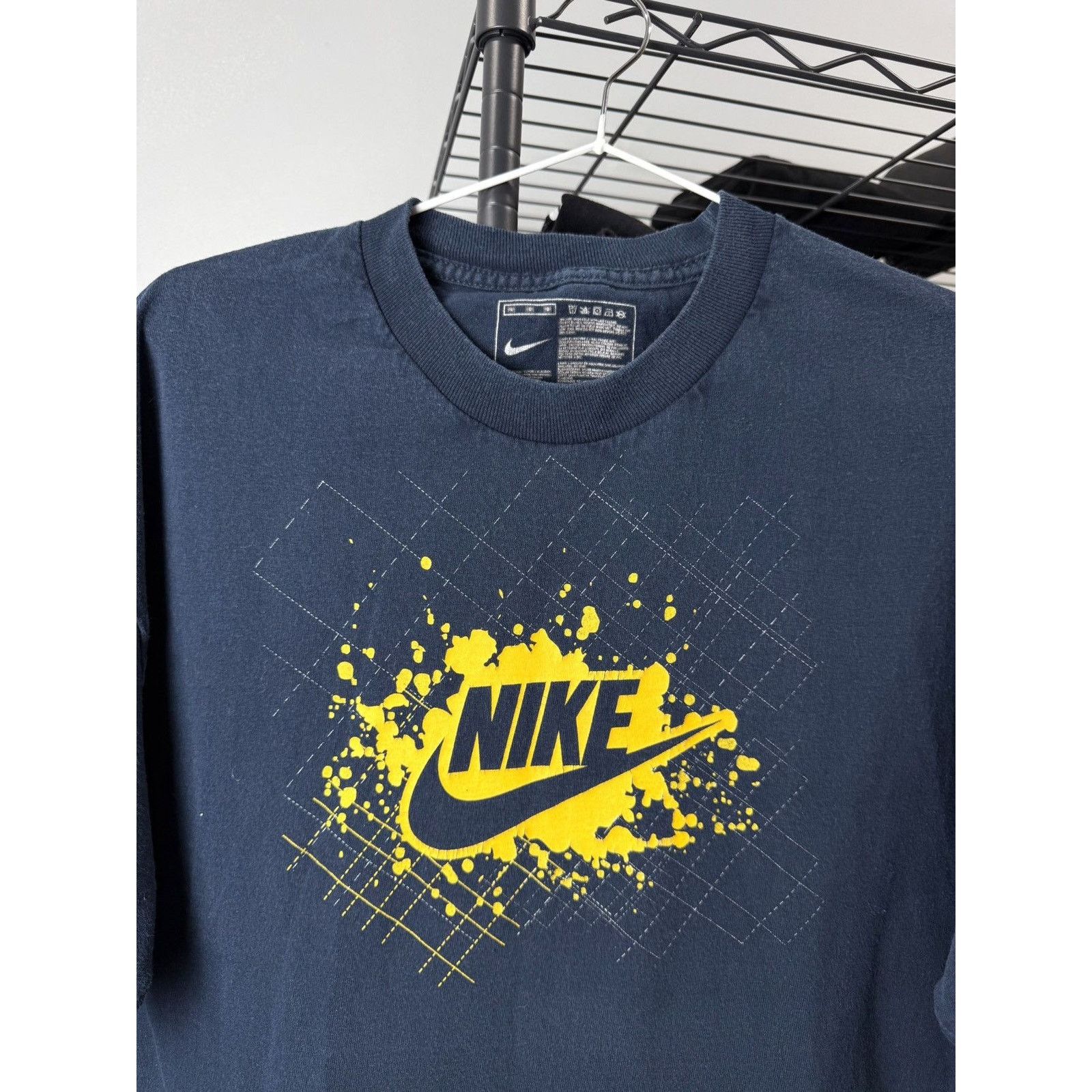 Nike 2000’s Vintage Nike T Shirt Big Logo Size US L / EU 52-54 / 3 - 2 Thumbnail