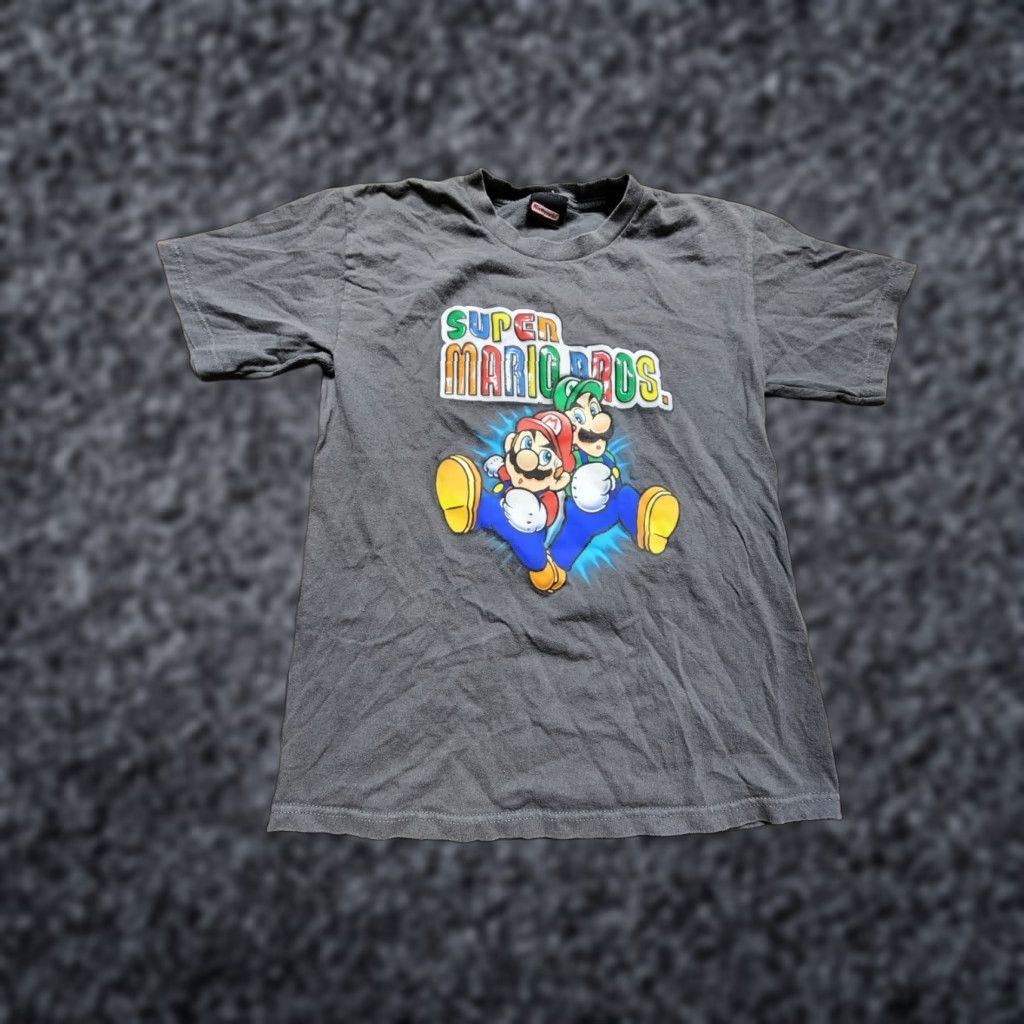 Nintendo VINTAGE Nintendo Super Mario Bros Shirt Mens S Gray 2007 Graphic T-Shirt Size US S / EU 44-46 / 1 - 1 Thumbnail