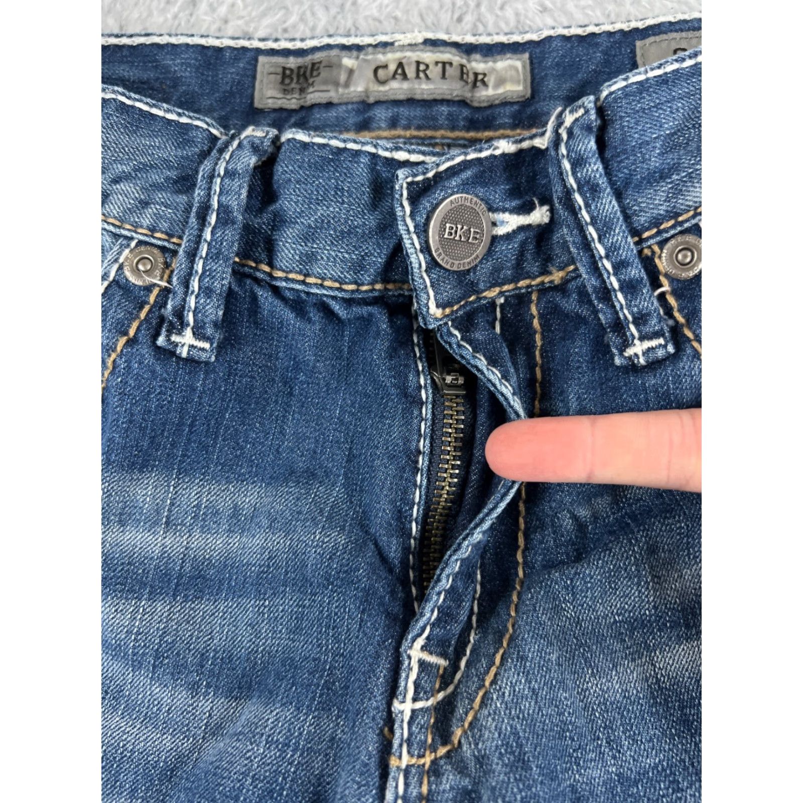 Vintage Buckle Jeans Bootcut Buckle BKE Carter 30 Blue Denim Distressed Low Rise 5-Pocket Regular 28x27 Mens Jeans Size US 30 / EU 46 - 5 Thumbnail