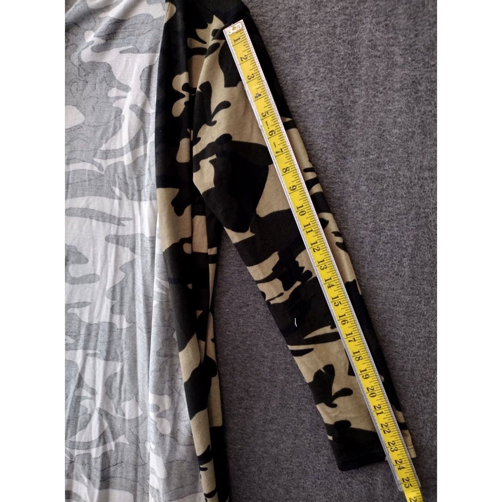 Vintage VINTAGE Women's Camo Cardigan Open Front Jacket Black/Beige Size M Size M / US 6-8 / IT 42-44 - 7 Thumbnail