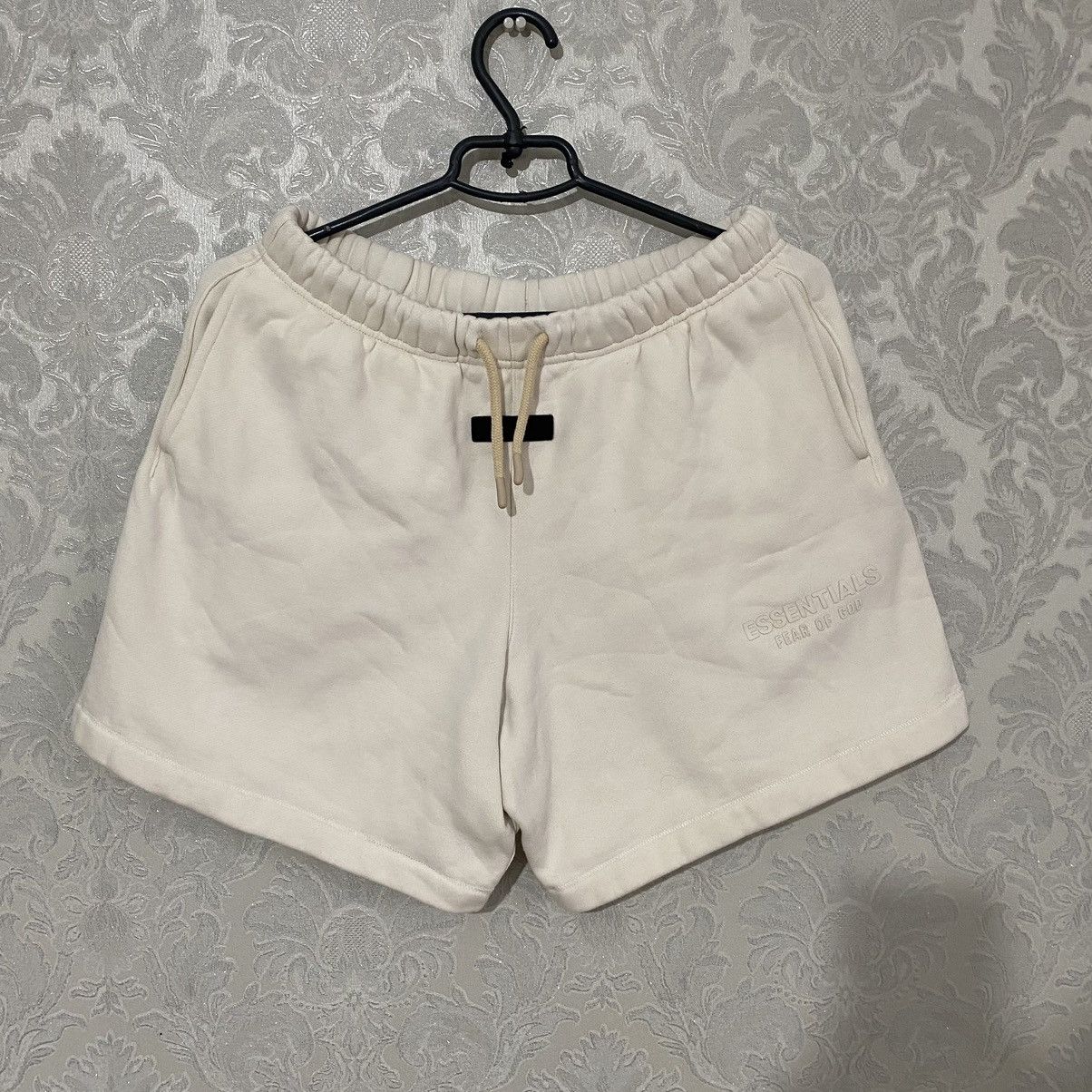 FOG Essentials Fear of God Shorts FOG Size US 32 / EU 48 - 1 Thumbnail
