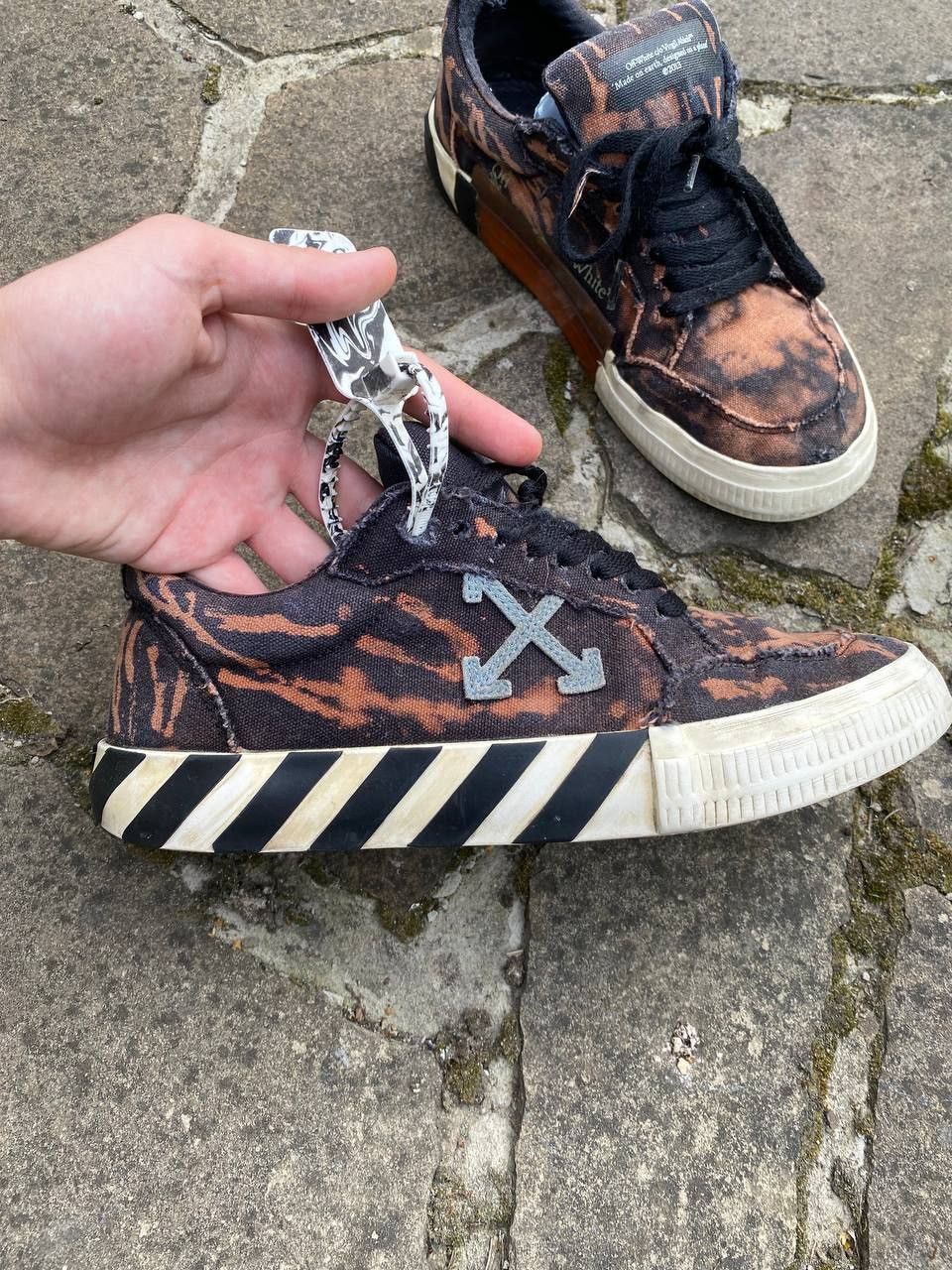 Off-White Off White Vulcanized Custom Distressed Sneaker Size US 8 / EU 41 - 3 Thumbnail