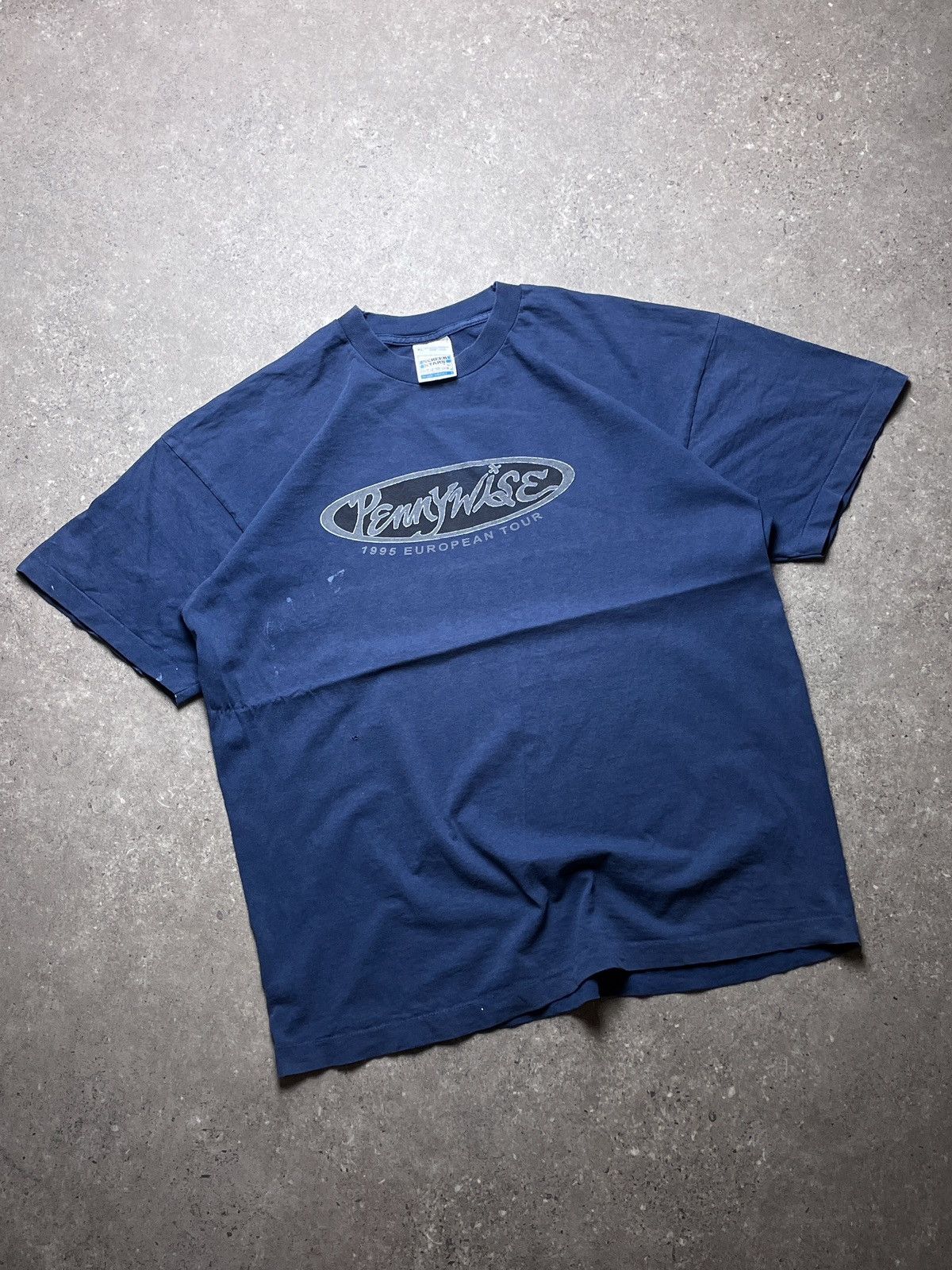 Band Tees Pennywise Band Tee „1995 European Tour“ Size US XL / EU 56 / 4 - 1 Thumbnail