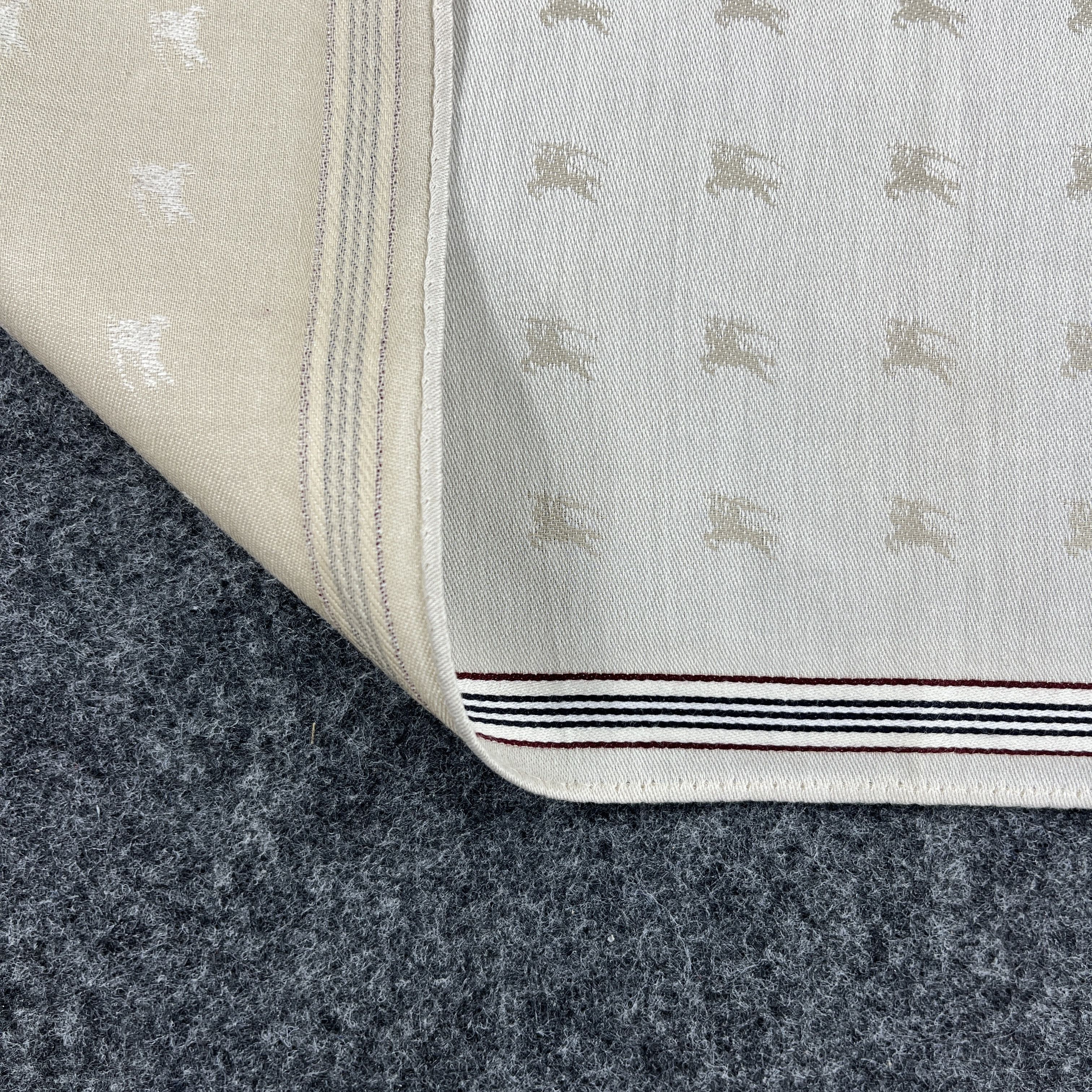 Burberry Burberry Handkerchief / Bandana / Neckerchief B295 Size ONE SIZE - 8 Thumbnail