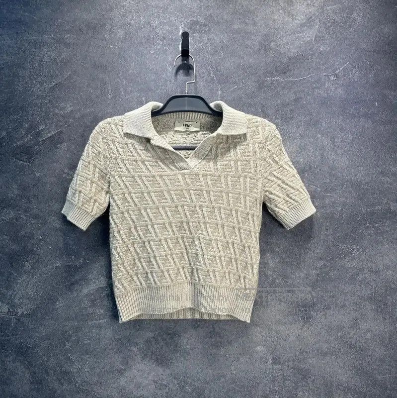 Fendi Fendi Women's Cotton T-Shirt in Off-White . Size M / US 6-8 / IT 42-44 - 1 Thumbnail