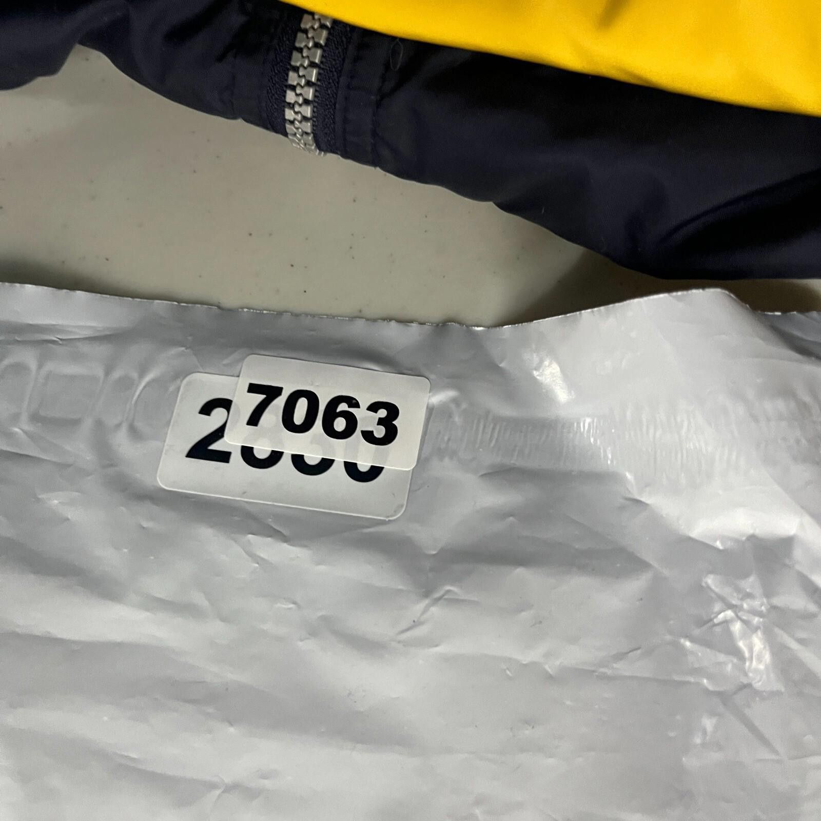 Nike Vintage Y2K Nike Windbreaker Jacket XL Swoosh Size US XL / EU 56 / 4 - 12 Thumbnail