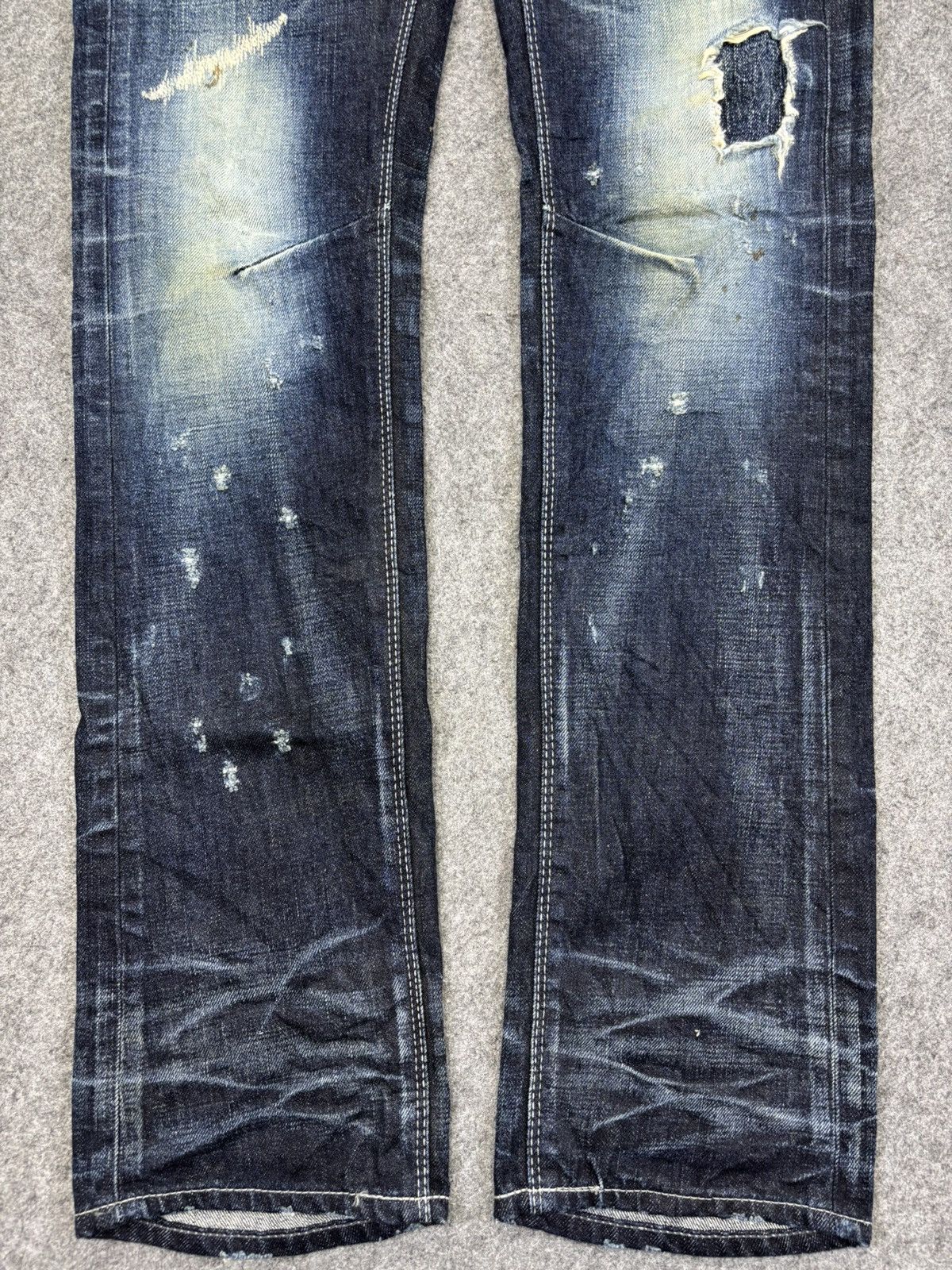 GOSTAR DE FUGA 💥Very Rare💥Archival Fuga Heavy Art Distressed Denim K7 Size US 30 / EU 46 - 4 Thumbnail