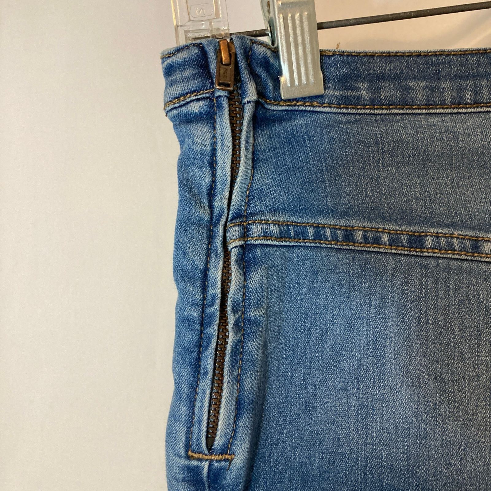 Free People Free People Blue Denim Love Radar Mini Festival Jean Shorts Size 27" / US 4 / IT 40 - 6 Thumbnail