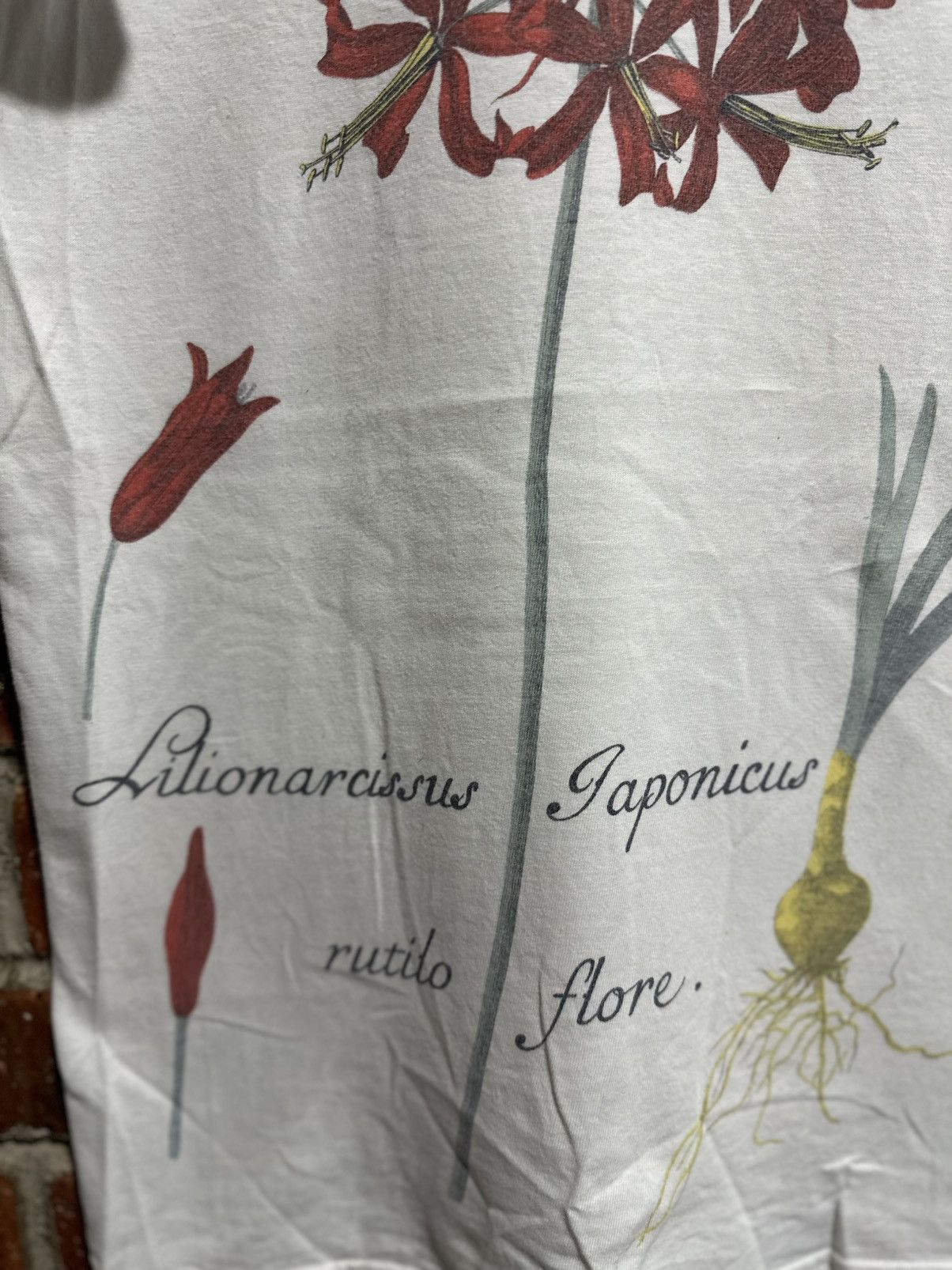 Arts & Science Vintage Chateau De Versailles Faded Tee Size US M / EU 48-50 / 2 - 4 Thumbnail