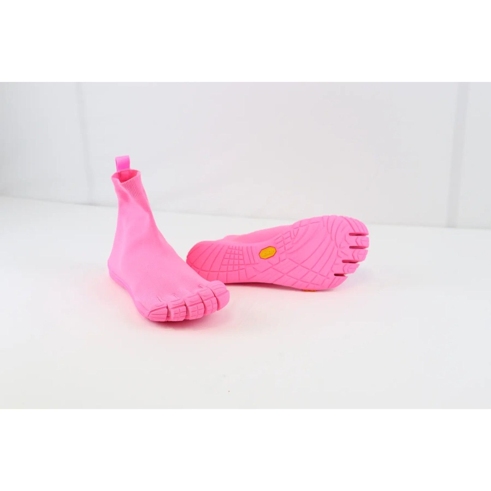 Balenciaga o1rshd1 Five Flex Toe Socks Sneakers in Pink Size US 9 / IT 39 - 10 Thumbnail