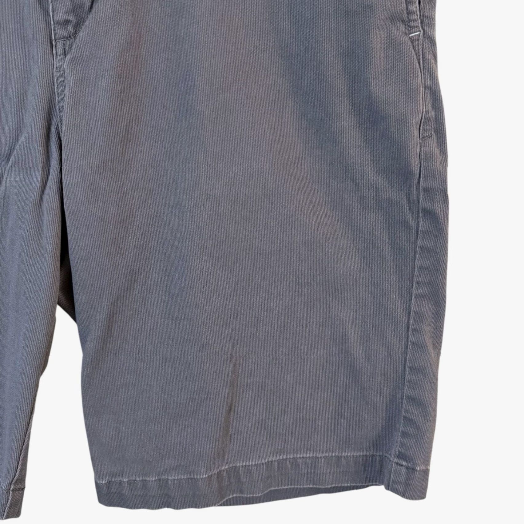 Tommy Bahama TOMMY BAHAMA Chino Shorts 10" Gray Men's Size 36 Casual Comfort Beach Outdoor Size US 36 / EU 52 - 6 Thumbnail