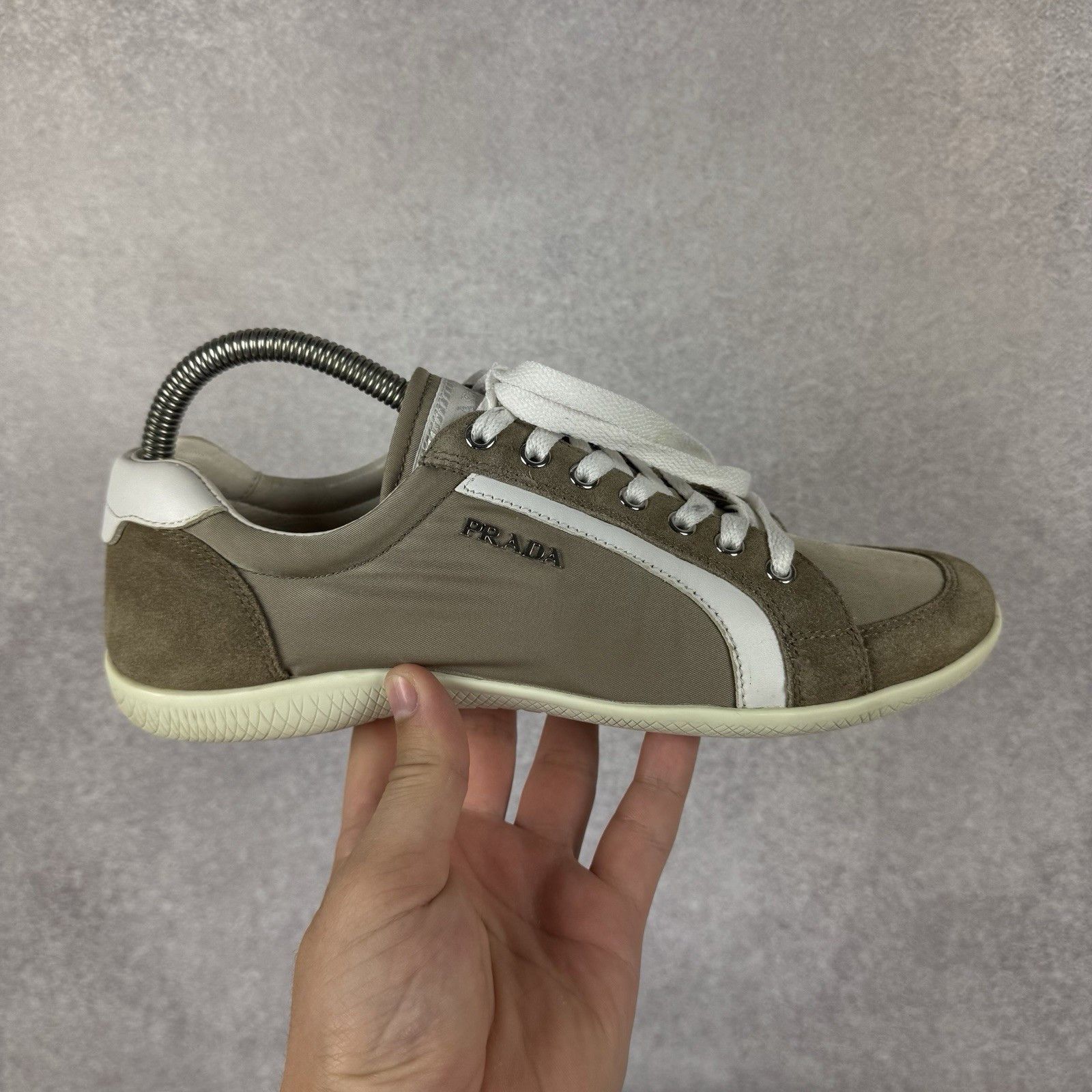 Prada Authentic Luxury Prada Saffiano Sneakers Shoes Woman 3E4890 Size US 8 / IT 38 - 8 Thumbnail