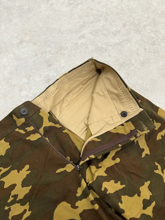 Dries Van Noten Dries Van Noten Camo Green Pants Size US 33 - 9 Thumbnail