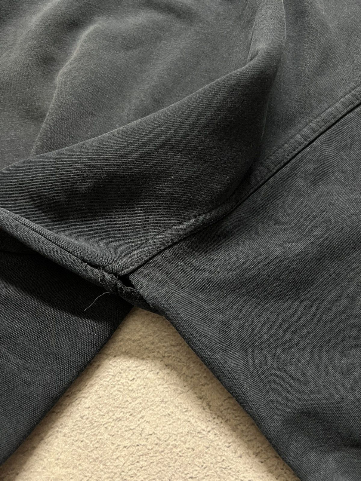 Vintage Vintage Y2K Nike Mini Swoosh Faded Oversized Sweatshirt 90’s Size US S / EU 44-46 / 1 - 6 Thumbnail