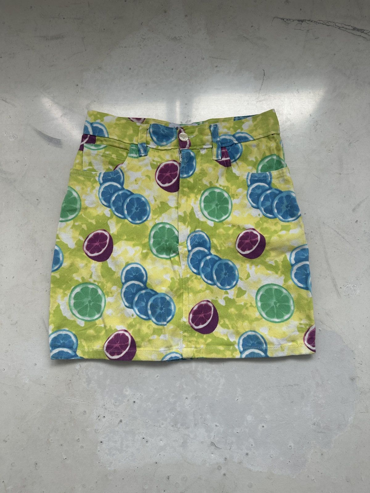 Dolce & Gabbana × Vintage Citrus Dolce Gabbana skirt Size 26" / US 2 / IT 38 - 1 Thumbnail