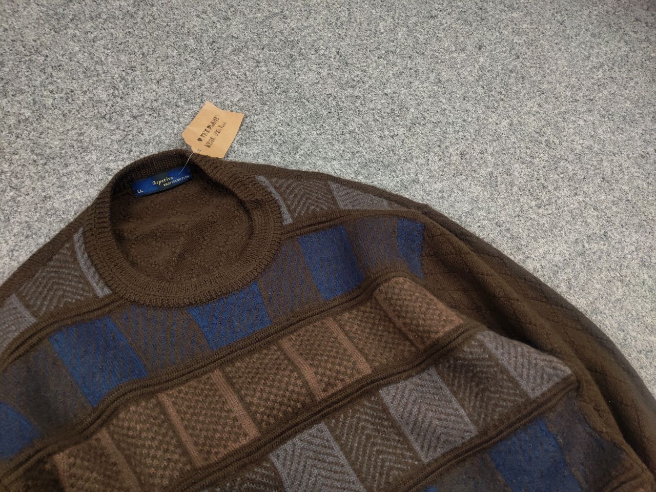 Japanese Brand Vintage 90's Aspetiva Japan made Pattern Hand Knit Sweater Size US L / EU 52-54 / 3 - 5 Thumbnail