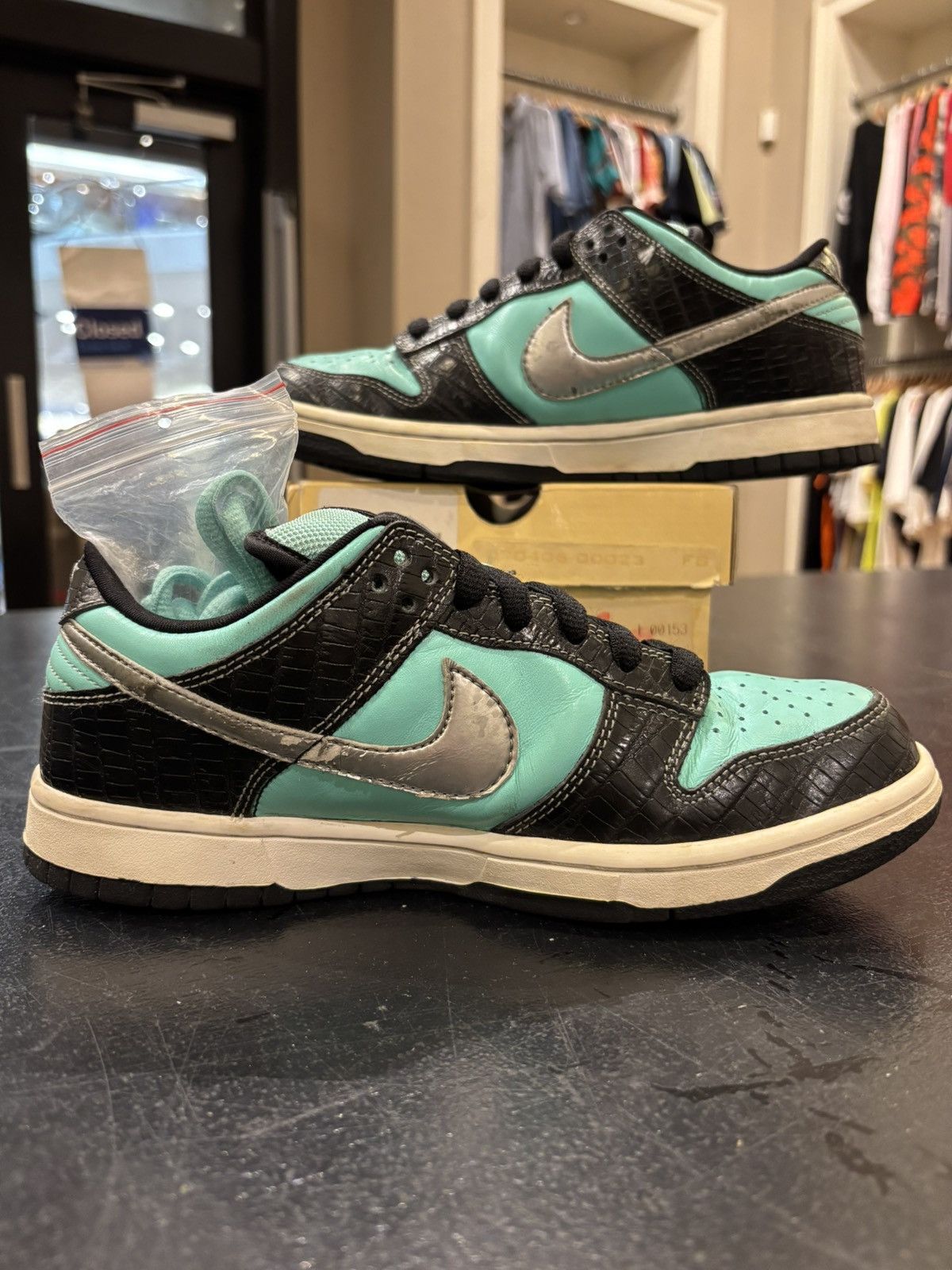 Nike Nike SB Dunk Low ‘Tiffany’ 2005 Size US 7 / EU 40 - 4 Thumbnail