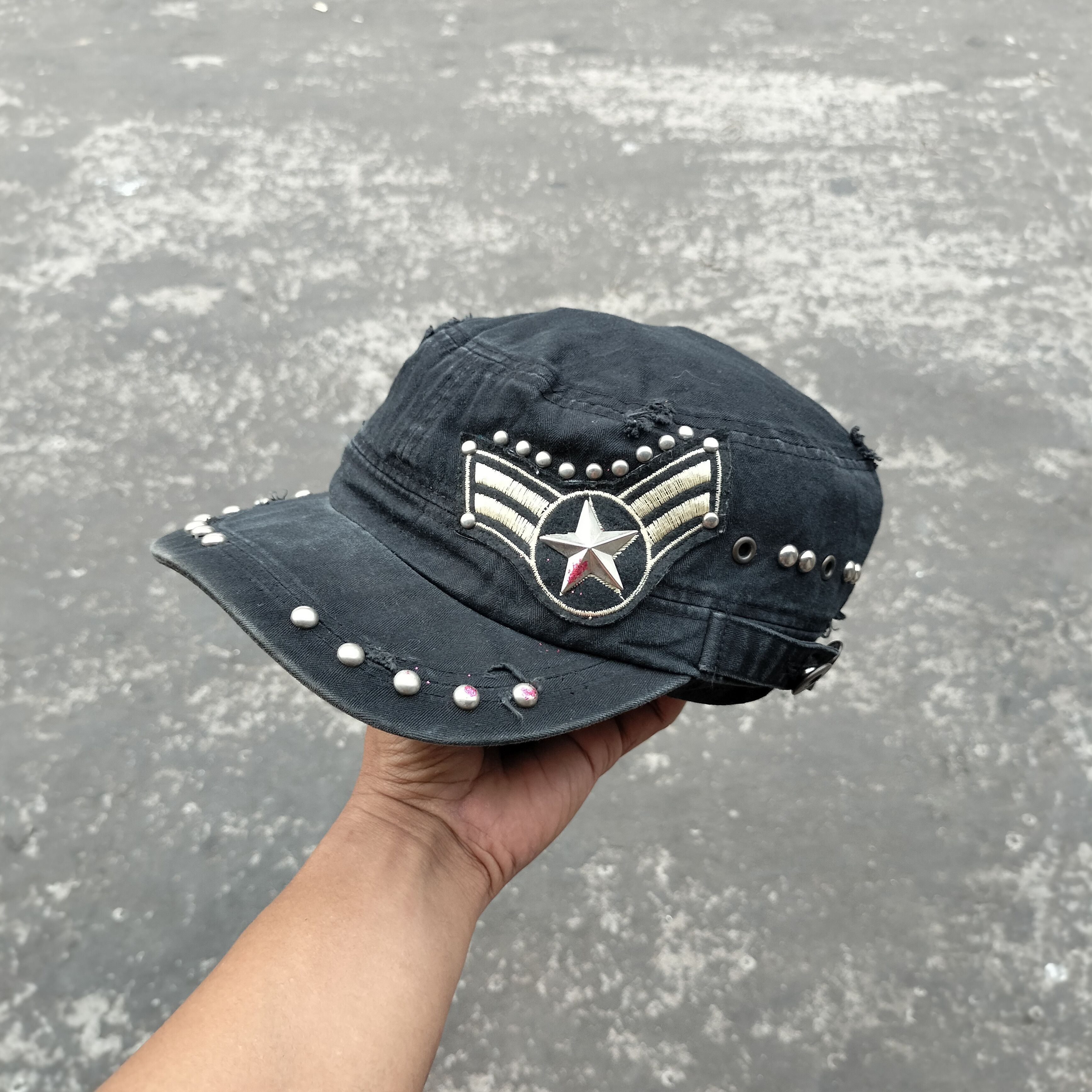 Vintage Army japan grunge style studded cadet hats Size ONE SIZE - 1 Thumbnail