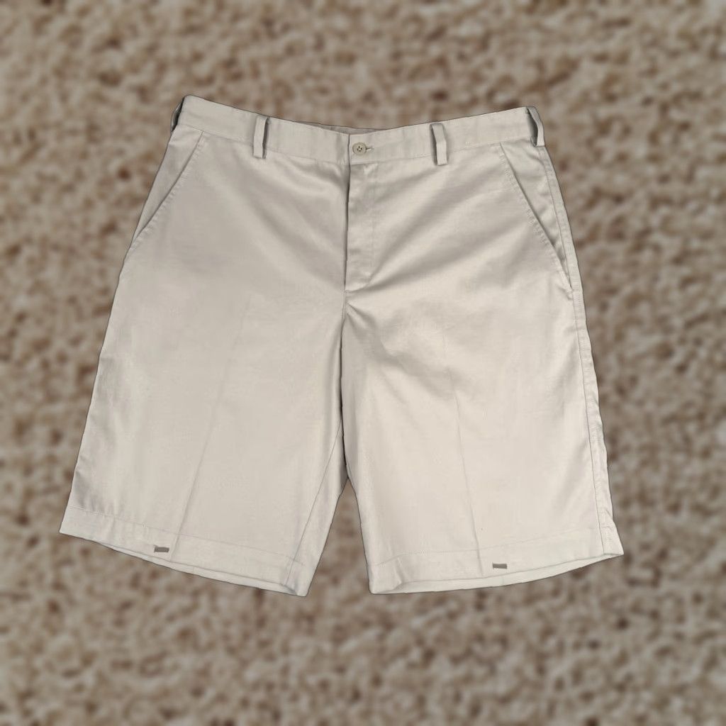 Nike Nike Shorts Mens 34 Beige Twill Polyester Golf Driving Golfing 34x11 Regular Beige Nike Mens Shorts Size US 36 / EU 52 - 1 Thumbnail