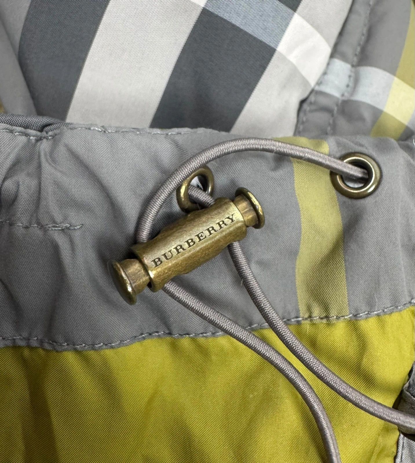 Burberry Burberry Down Puffer Jacket Checkered Hooded size 14Y S Size S / US 4 / IT 40 - 15 Thumbnail
