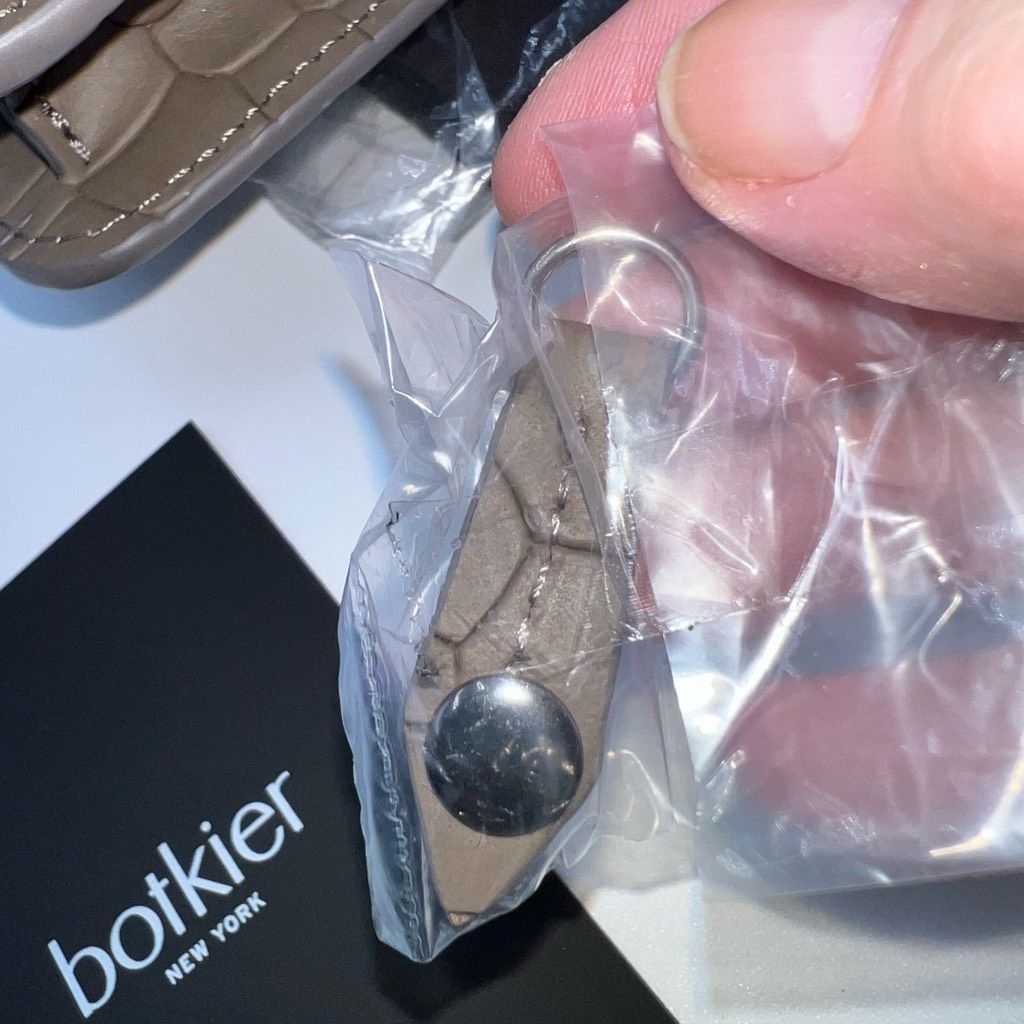 Other BOTKIER NEW YORK Small Lennox Croc-Embossed Leather Crossbod Size ONE SIZE - 13 Thumbnail