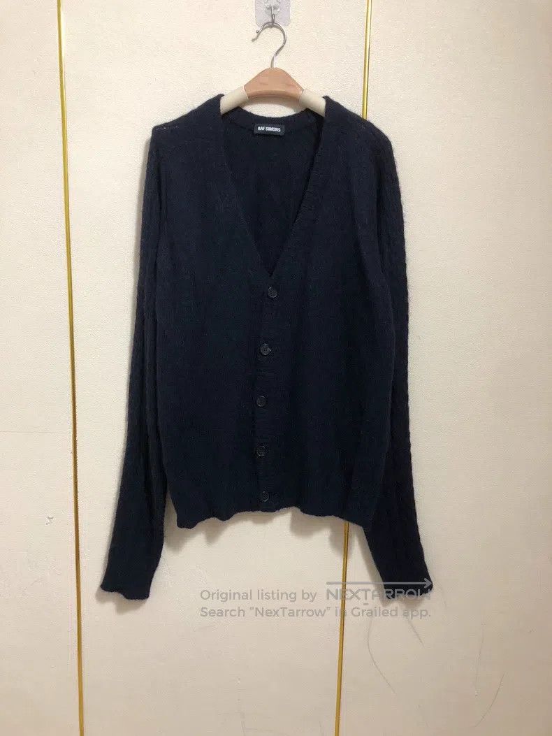 Raf Simons Raf Simons Dark blue simple V-neck thick camel fleece card Size US S / EU 44-46 / 1 - 1 Thumbnail