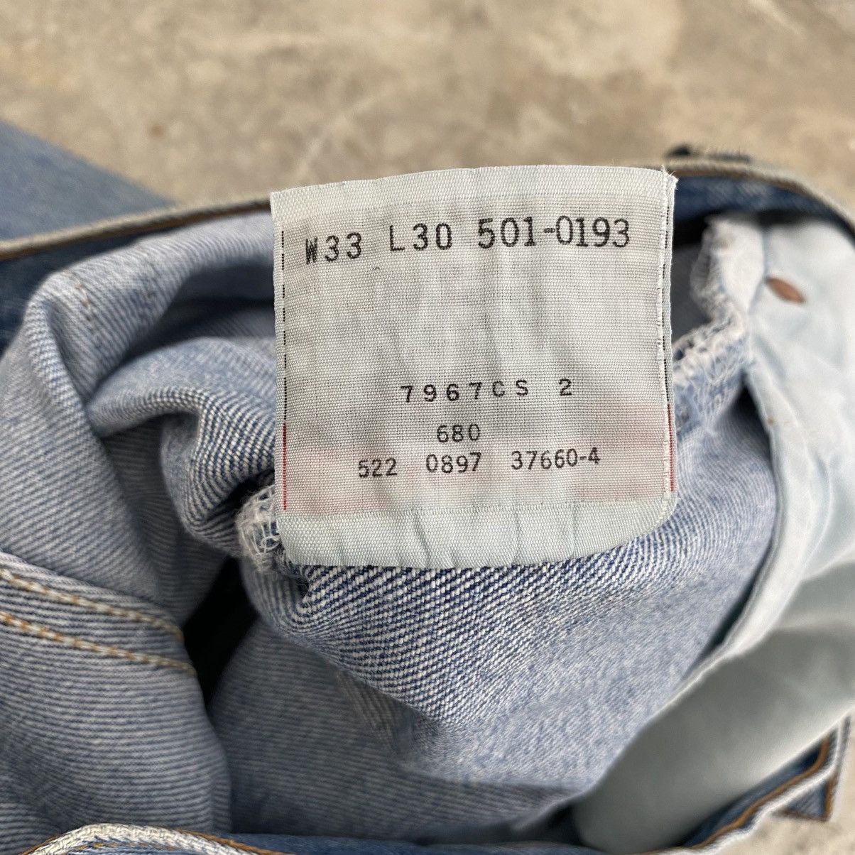 Levi's Size 33x30 Vintage Levis 501 Faded Stonewashed Blue Jeans Size US 33 - 13 Thumbnail