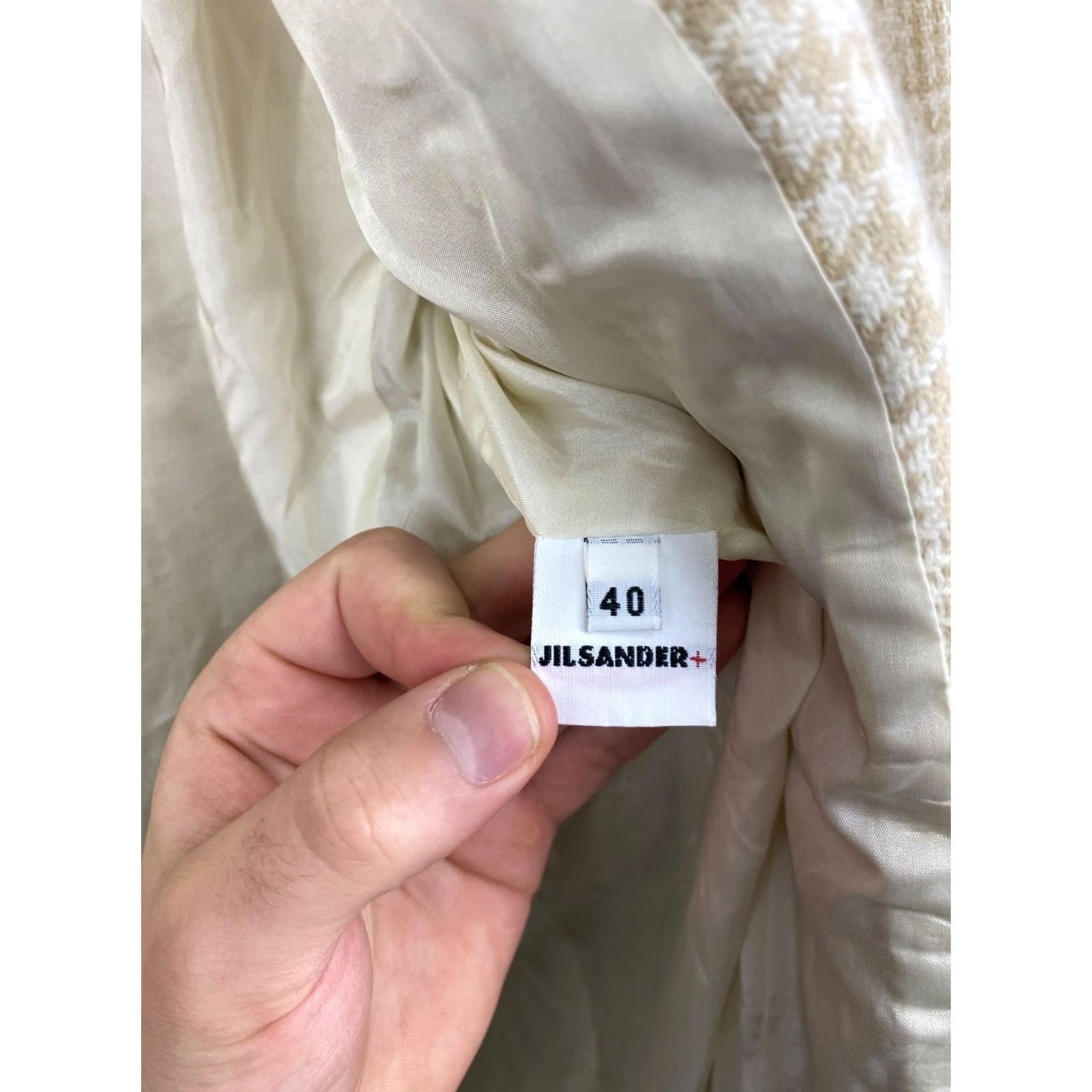 Jil Sander VINTAGE Jil Sander Blazer Womens Plus 40 Beige Angora Made in Italy Retro Y2K Rare Blazer size 40 Beige Womens Size S / US 4 / IT 40 - 6 Thumbnail