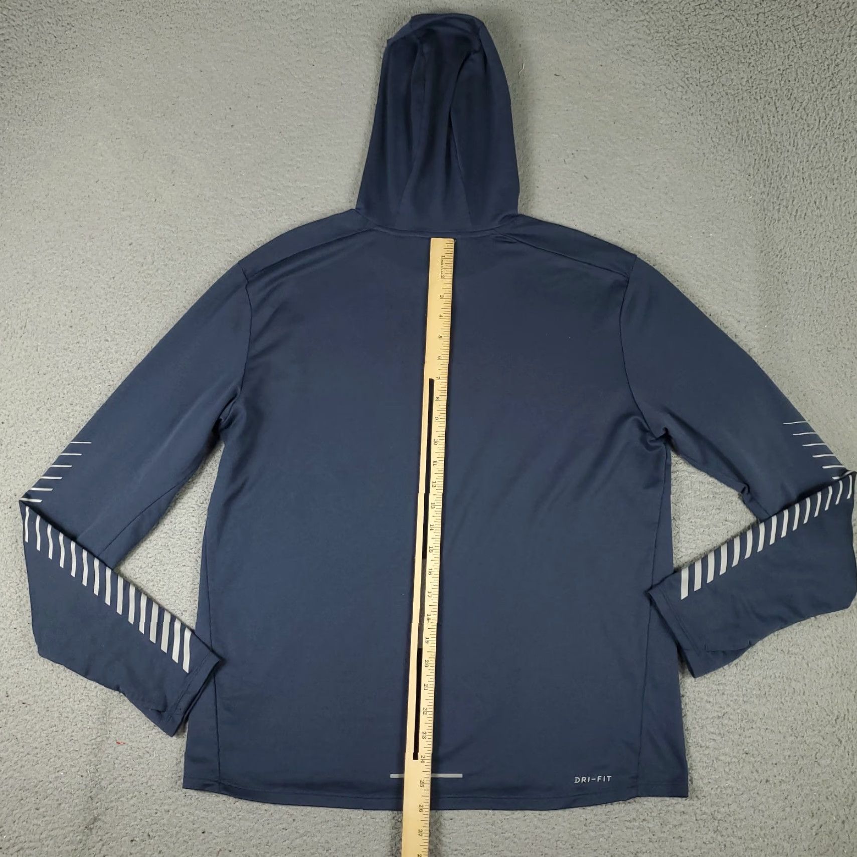 Nike Nike Shirt Mens Large Blue Swoosh Hooded Pullover Long Sleeve Size US L / EU 52-54 / 3 - 5 Thumbnail