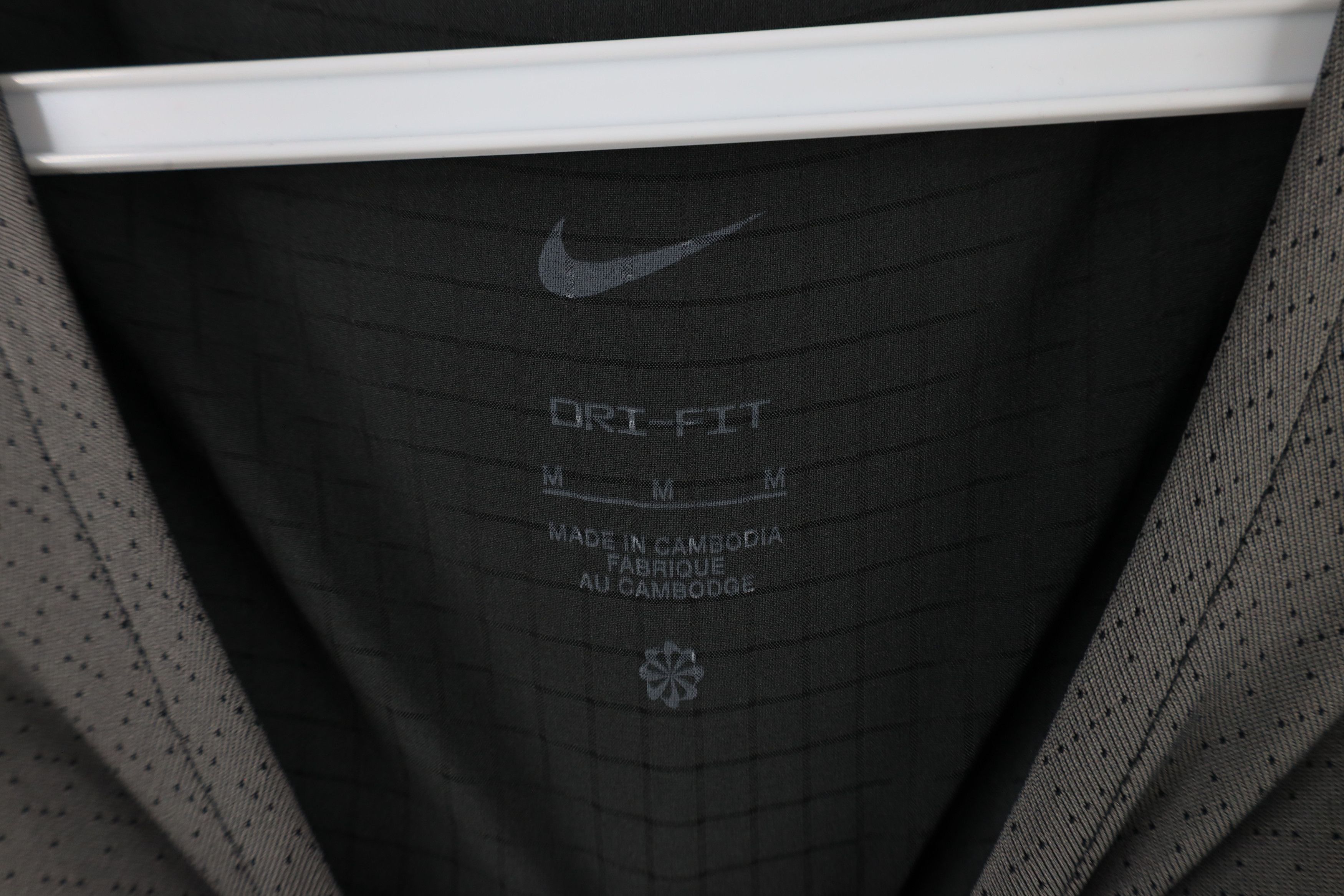 Nike × Vintage Nike Trail Mini Swoosh Vented Knit Running T-Shirt Gray Size US M / EU 48-50 / 2 - 5 Thumbnail
