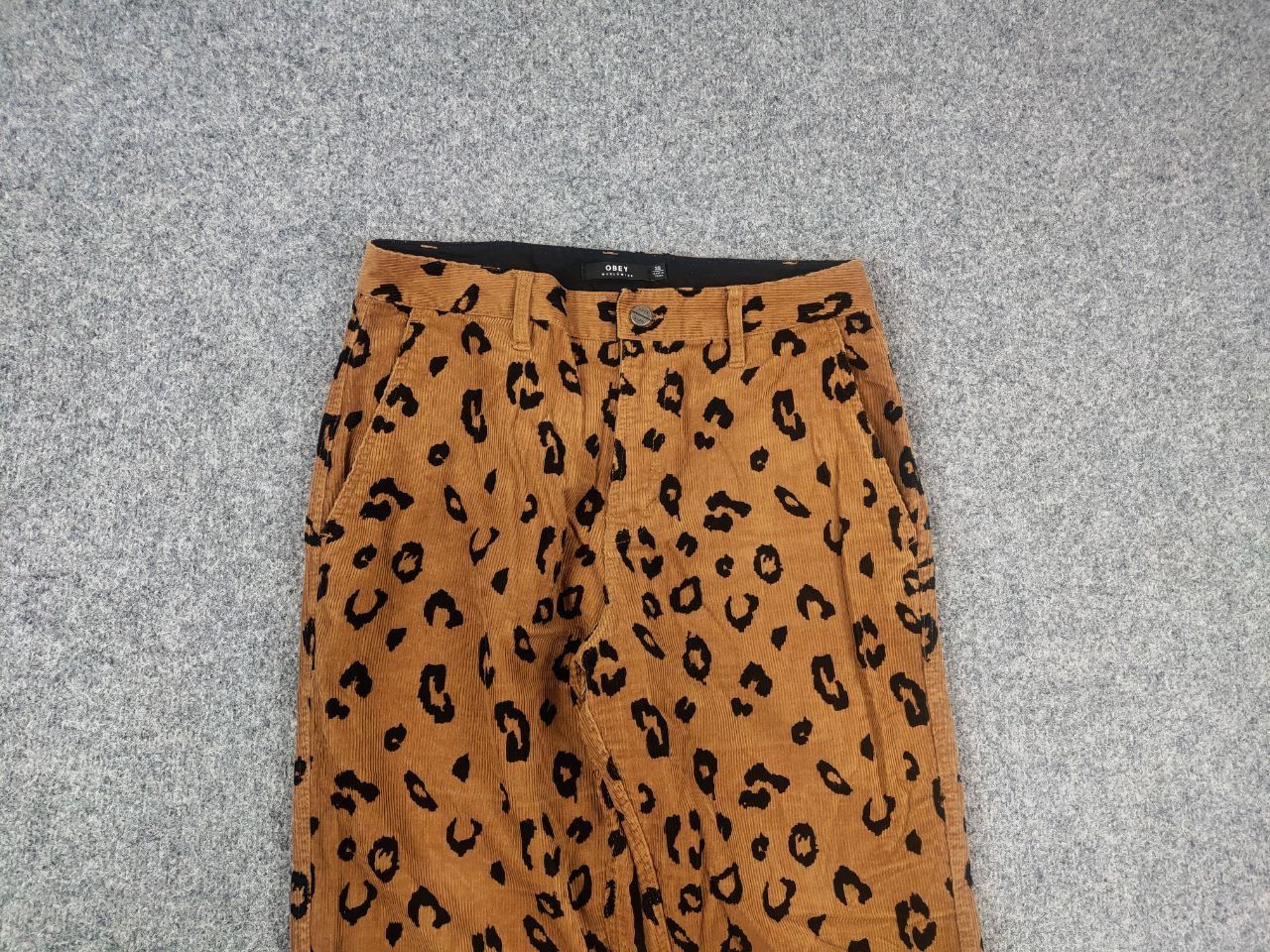 Obey Obey Abbott Painter Leopard Corduroy pants Vintage Y2K Size 28" / US 6 / IT 42 - 5 Thumbnail