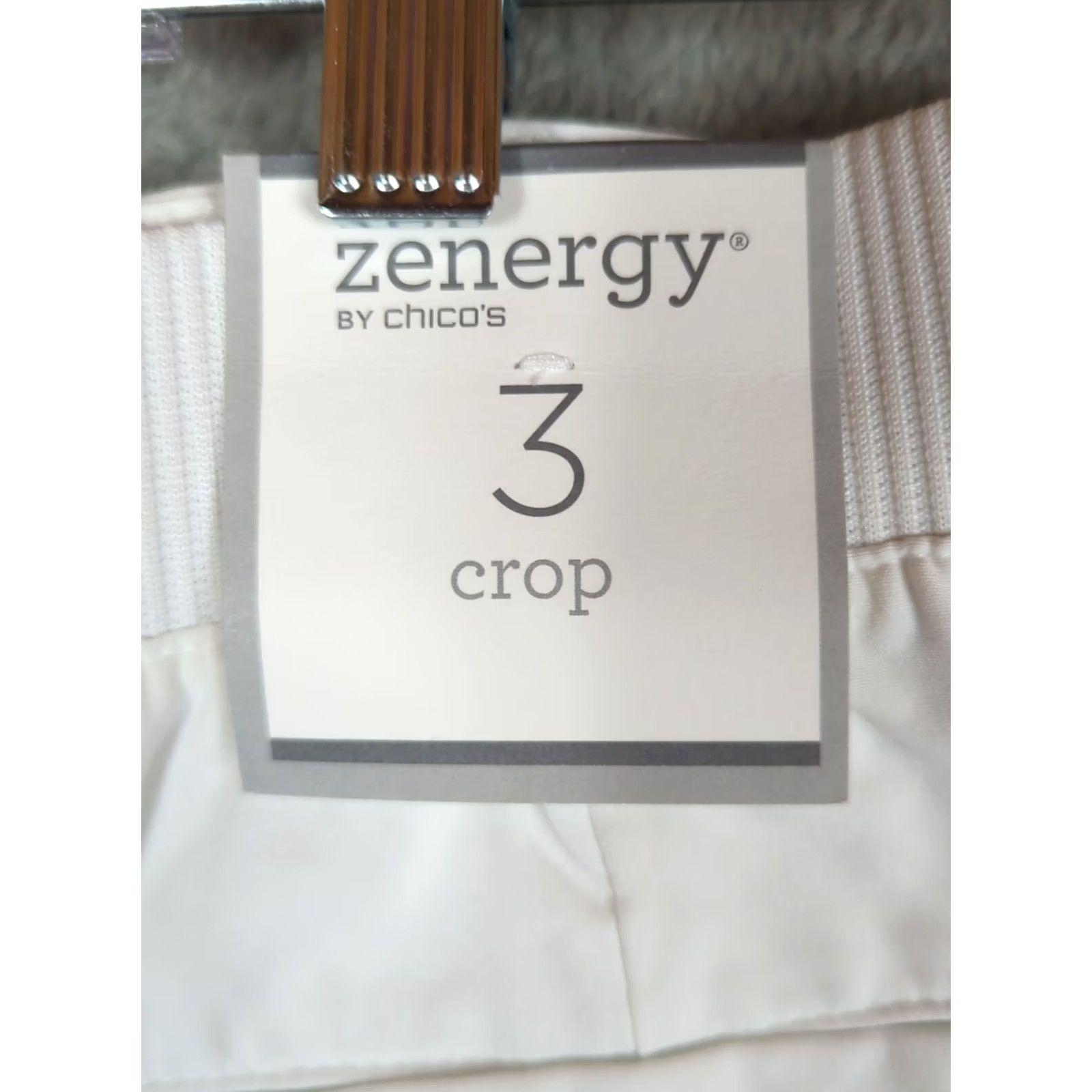 Vintage Chico's Zenergy Neema Dylan Cargo Crop Pants Size 3 Regular White Beach Womens Size 26" / US 2 / IT 38 - 6 Thumbnail