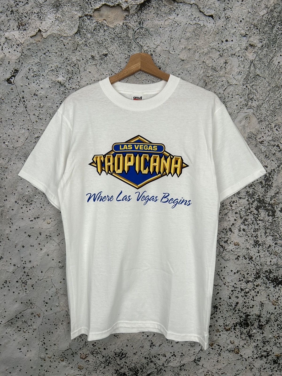 Vintage Vintage Tropicana Club Las Vegas 90s Graphic Tee USA Size US M / EU 48-50 / 2 - 1 Thumbnail