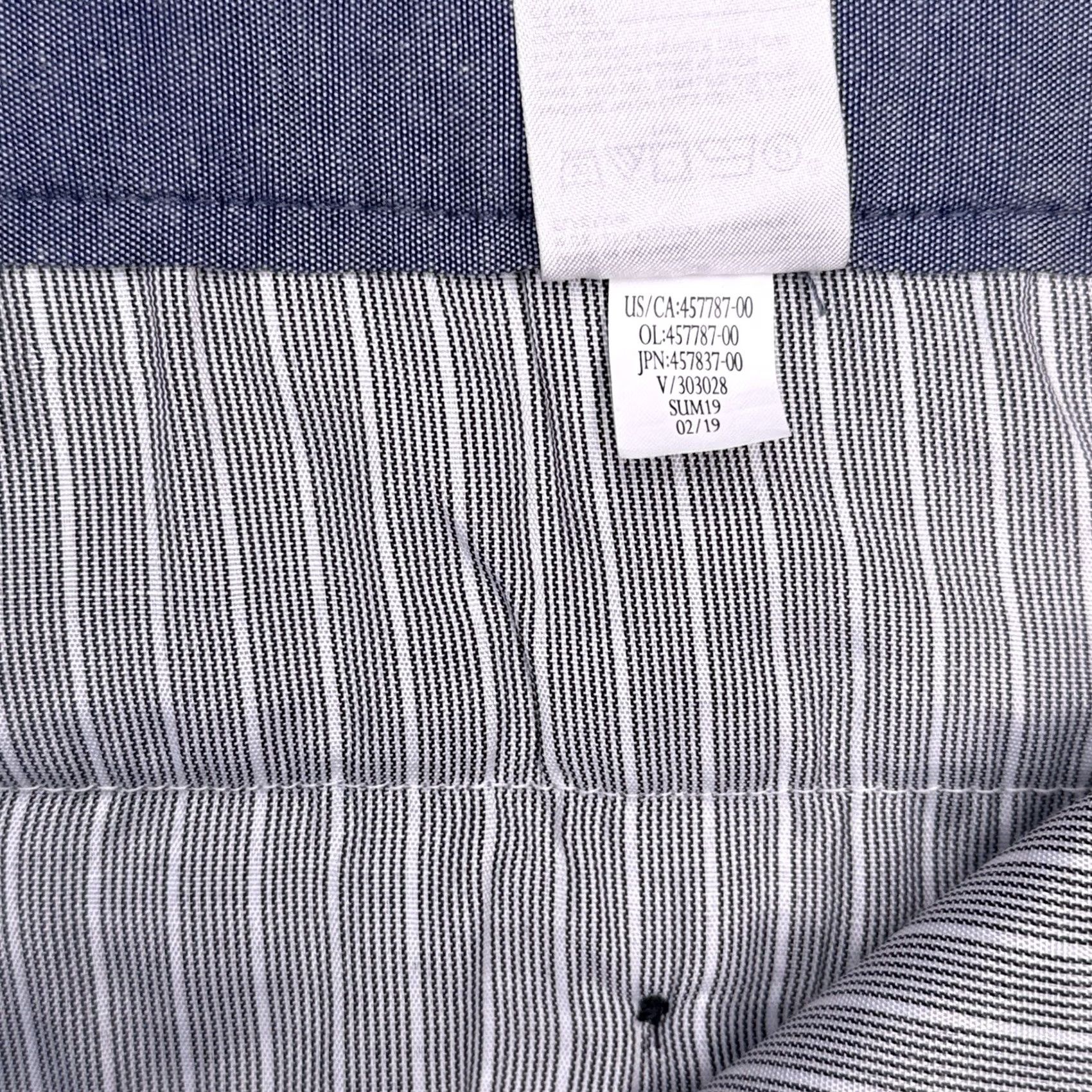 Banana Republic Banana Republic Aiden Club Shorts Mens 36 Gray Plaid Mid Rise Stretch Chino KnIT Breathable Casual 9 Inseam Flat Front Pocket Logo 2010s Mens Size US 36 / EU 52 - 5 Thumbnail