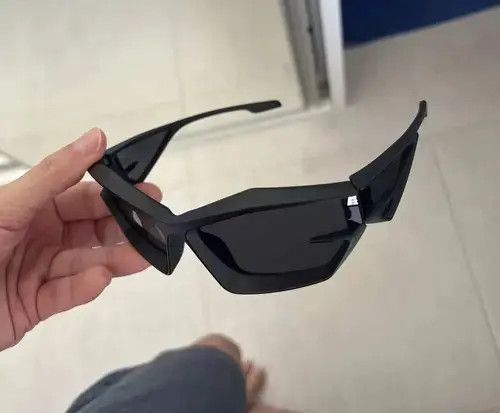VIBE Cyber Black Sunglasses Retro Punk Archive Cosplay Jewelry Size ONE SIZE - 1 Thumbnail