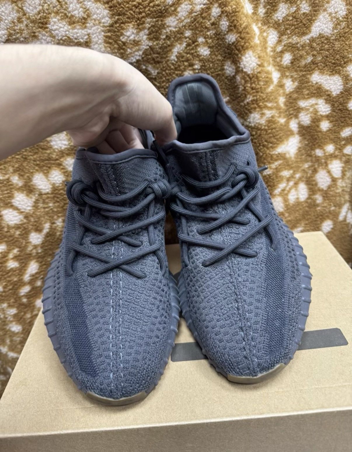 Adidas Adidas Yeezy 350 Cinder FY2903 K37 Size US 9 / EU 42 - 5 Thumbnail