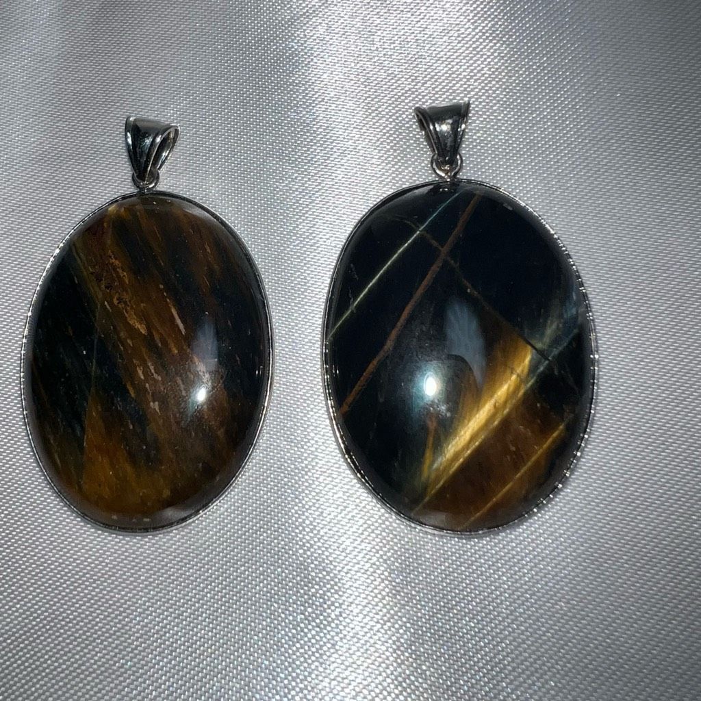 Vintage Set of Two Vintage Tiger Eye Pendants Size ONE SIZE - 2 Thumbnail