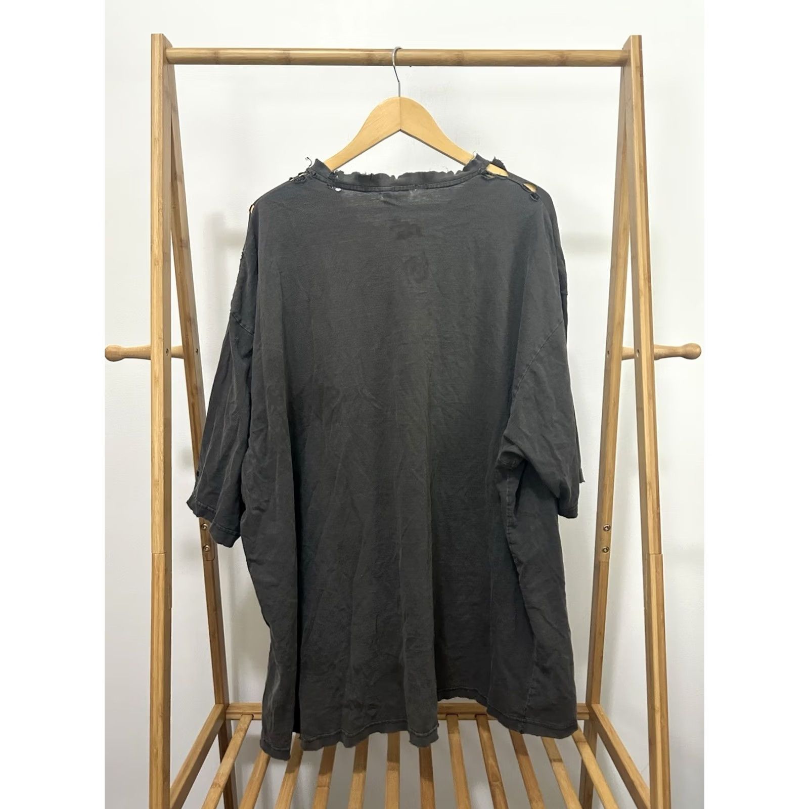 Vintage VTG Starco 5XL T-Shirt Black Grunge Distressed Worn Oversized Slim Fit Adults Mens Shirt Size US XXL / EU 58 / 5 - 2 Thumbnail