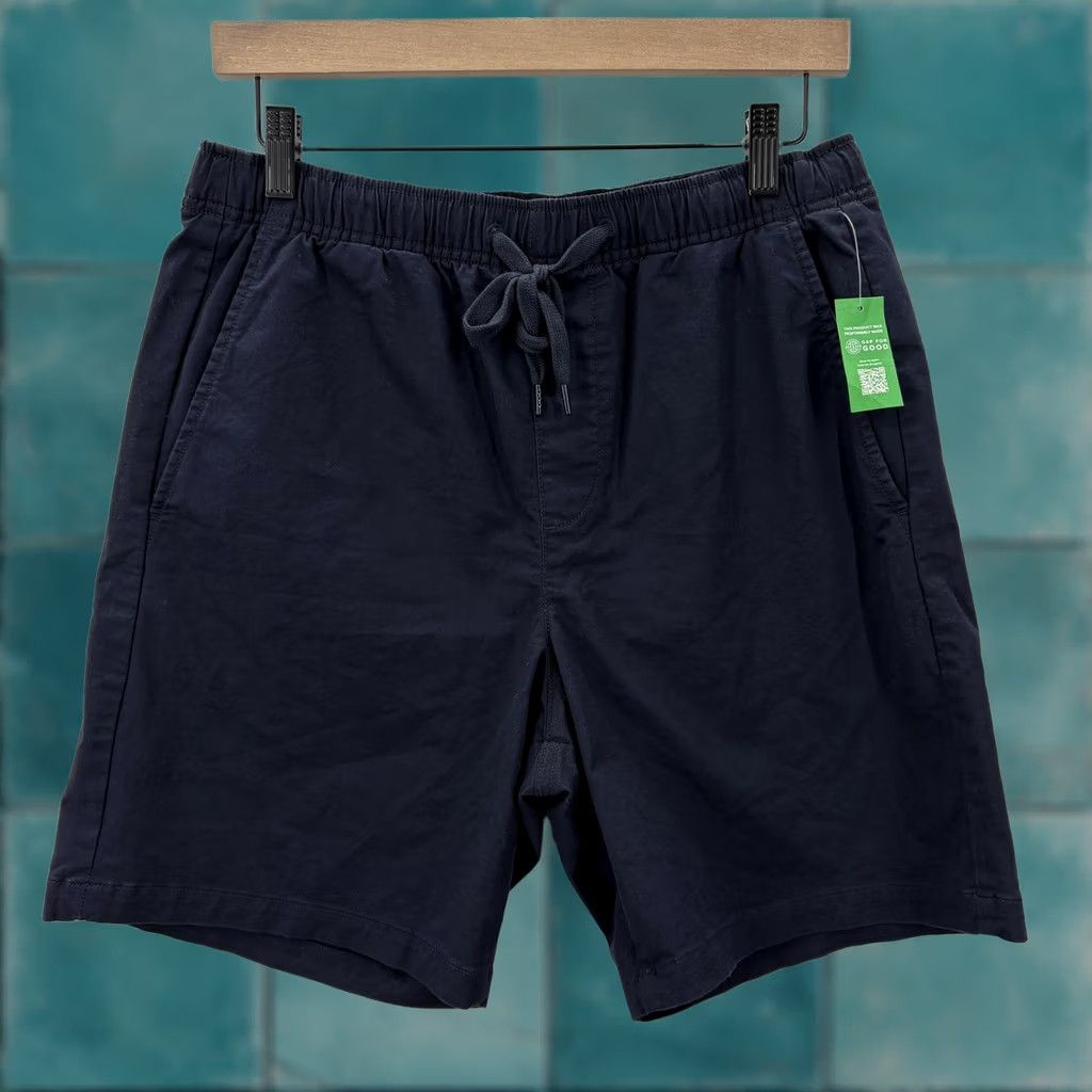 Gap Gap Chino Shorts Mens Small Navy 7 Inch Elastic Waist Drawstring Pockets 7in Nautical Casual Comfort Size US 29 - 1 Thumbnail