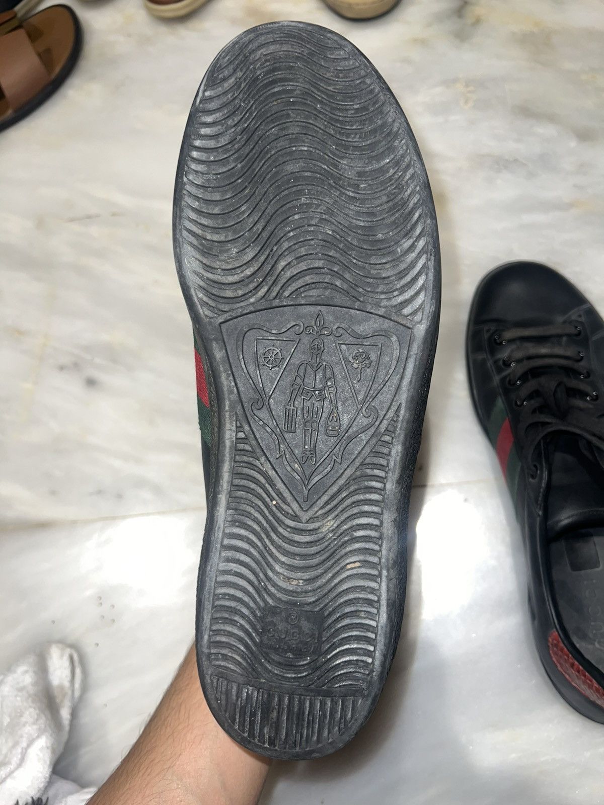 Gucci GUCCI BLACK ACE SNEAKERS Size US 10 / EU 43 - 4 Thumbnail