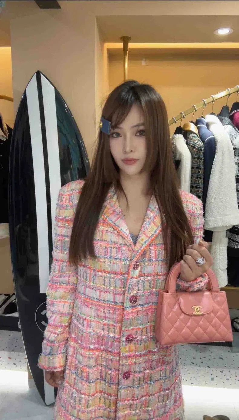 Chanel Chanel Pastel glitter lapel coat Size M / US 6-8 / IT 42-44 - 7 Thumbnail